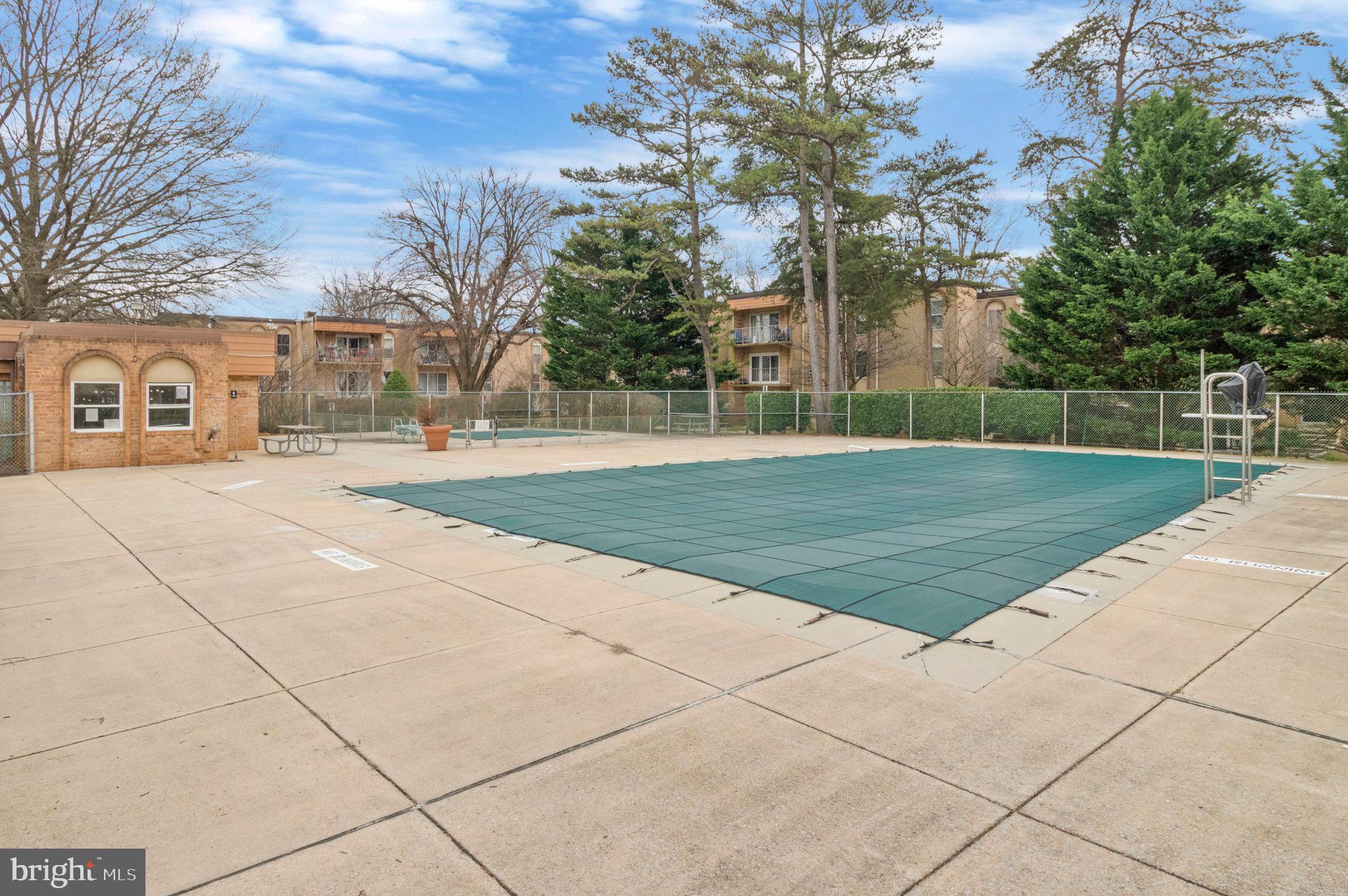 WALNUT GROVE - Residential