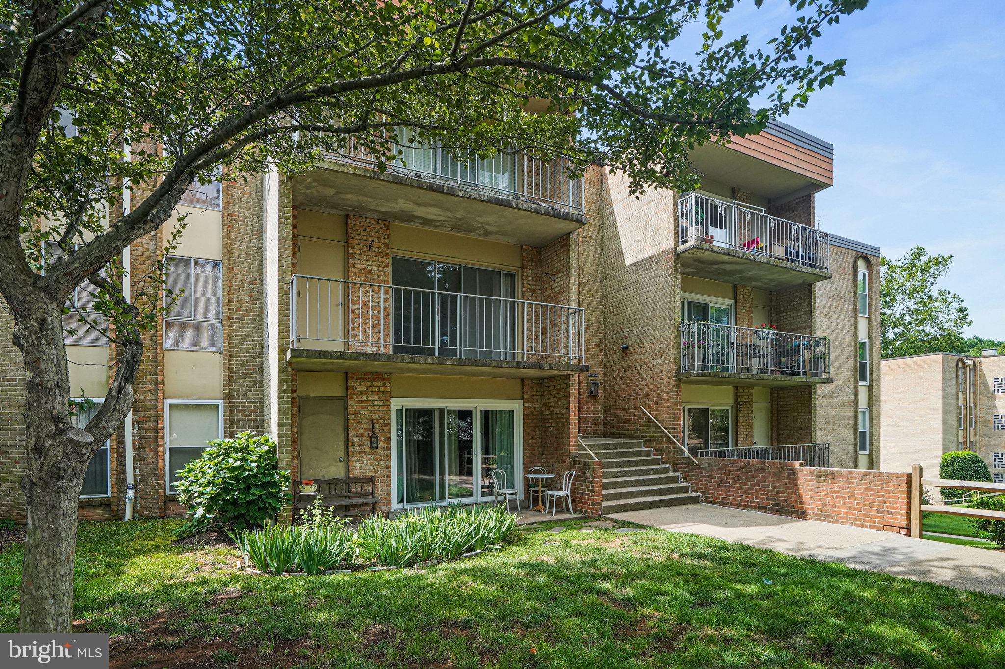 WALNUT GROVE - Residential