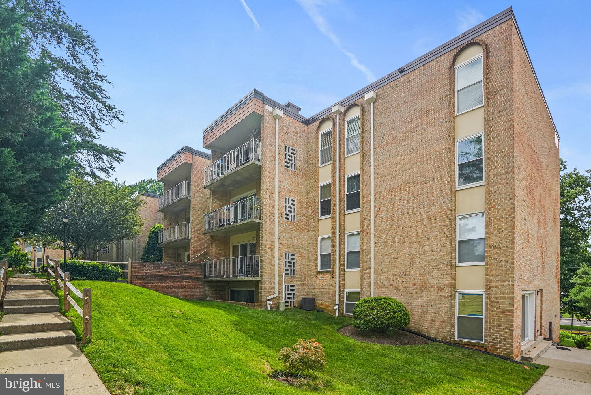 WALNUT GROVE - Residential