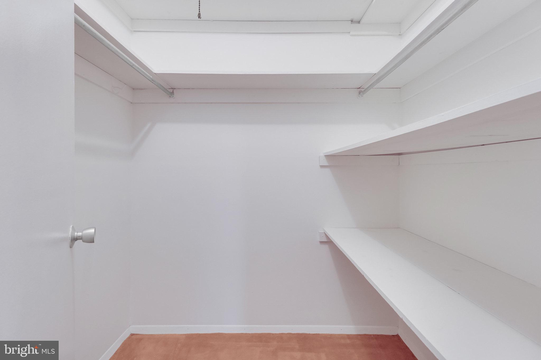 WALNUT GROVE - Residential