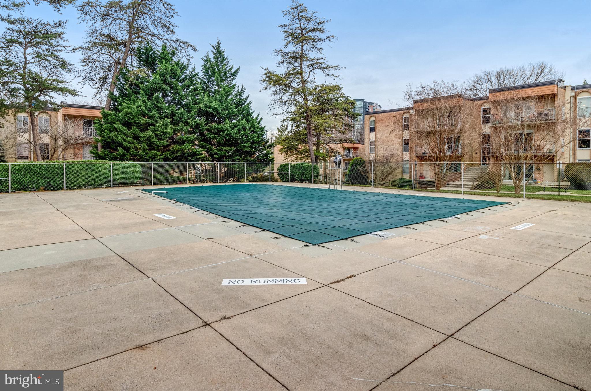 WALNUT GROVE - Residential