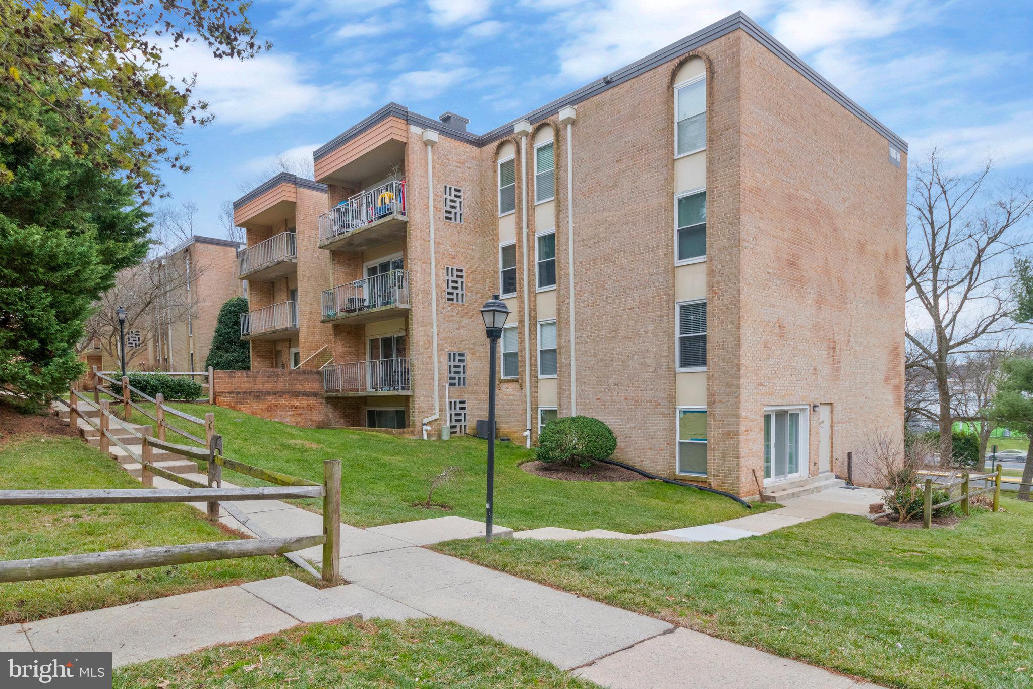 WALNUT GROVE - Residential