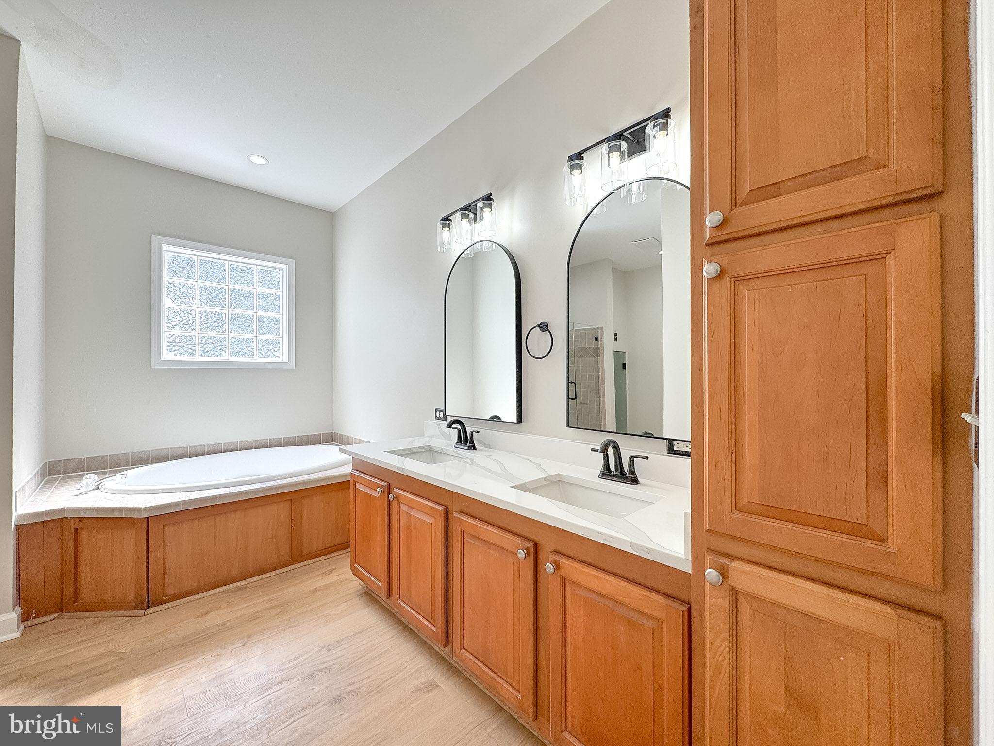 EDNA JOHNSON MOODY - Residential