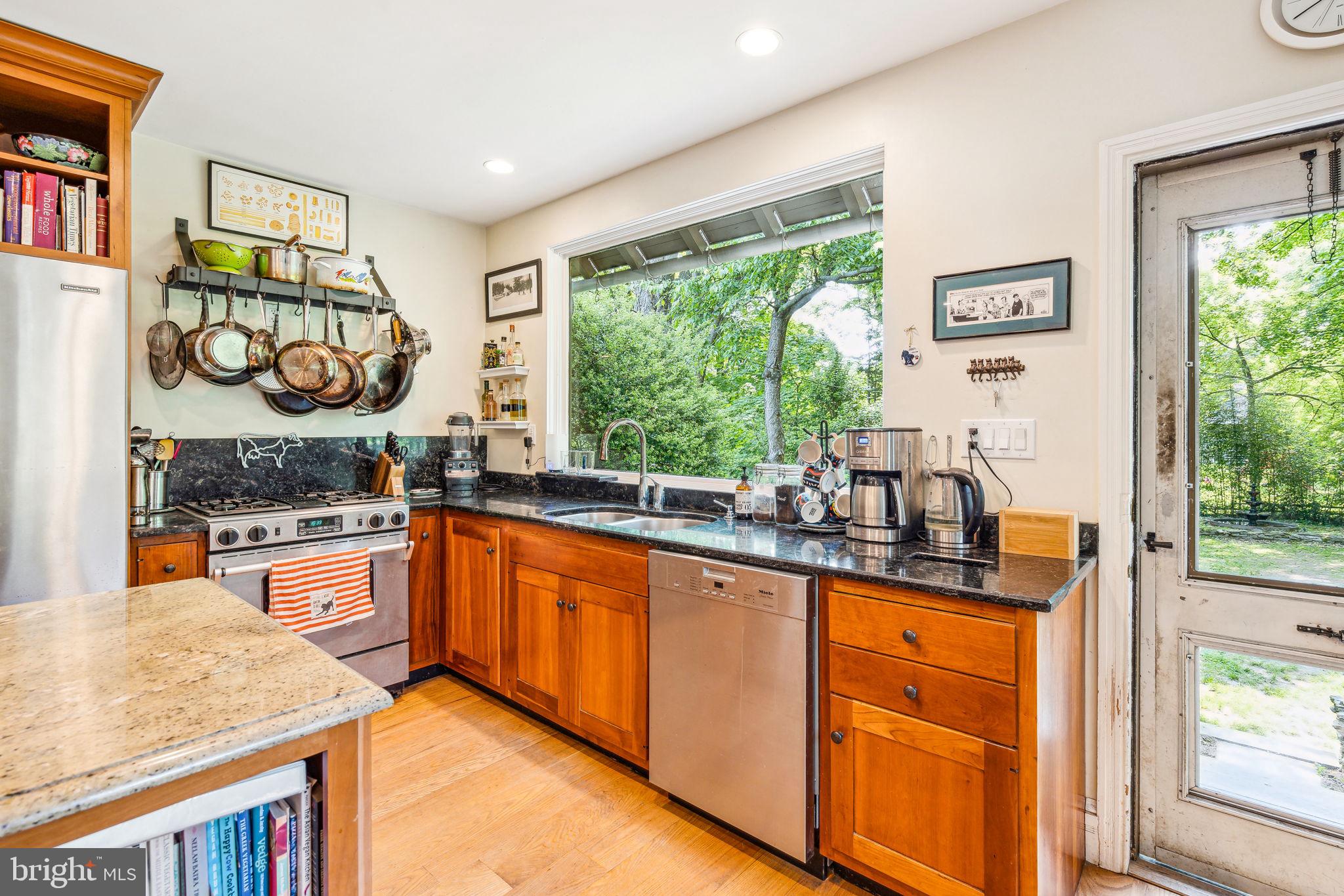 CHESTNUT HILL - Residential Lease