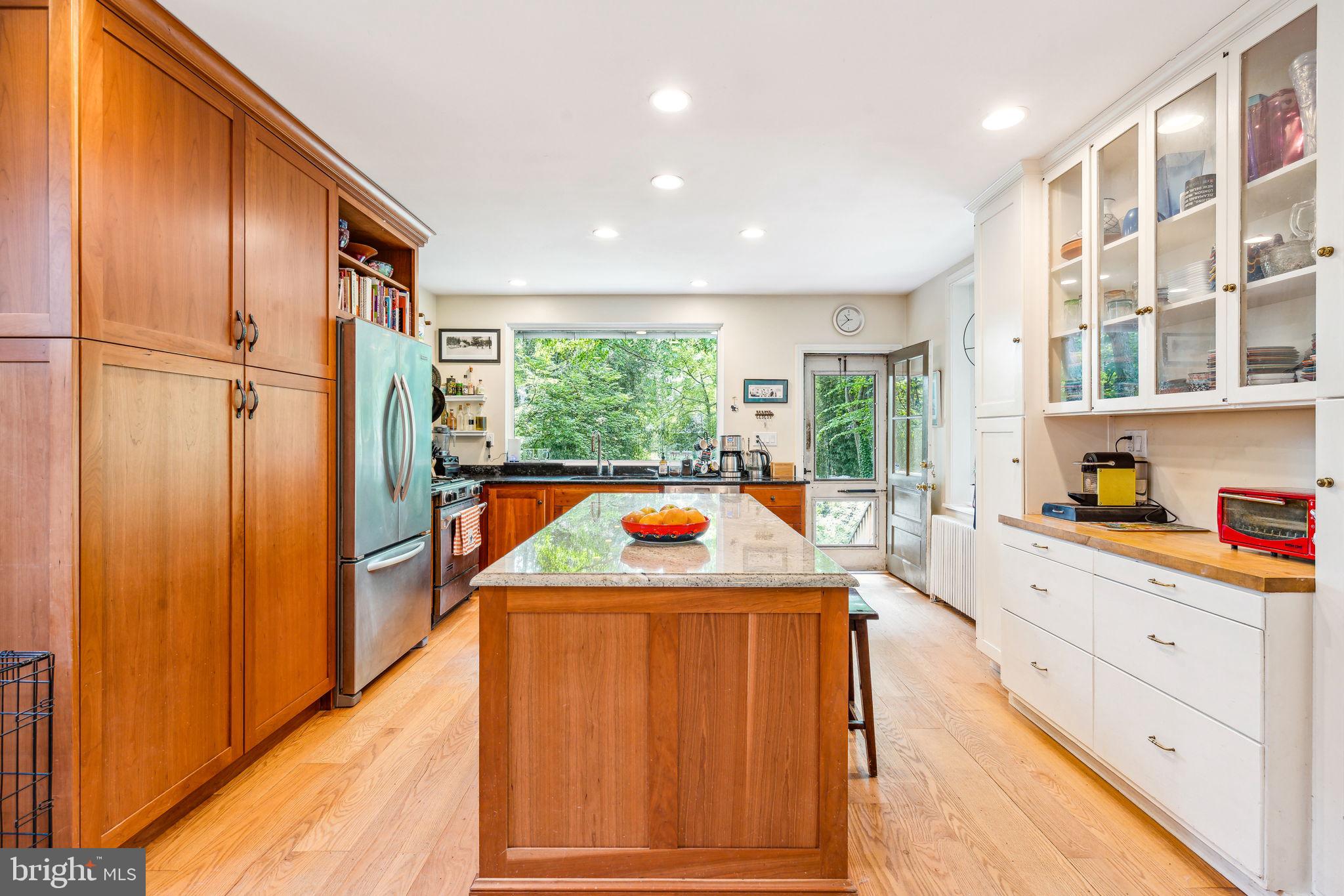 CHESTNUT HILL - Residential Lease