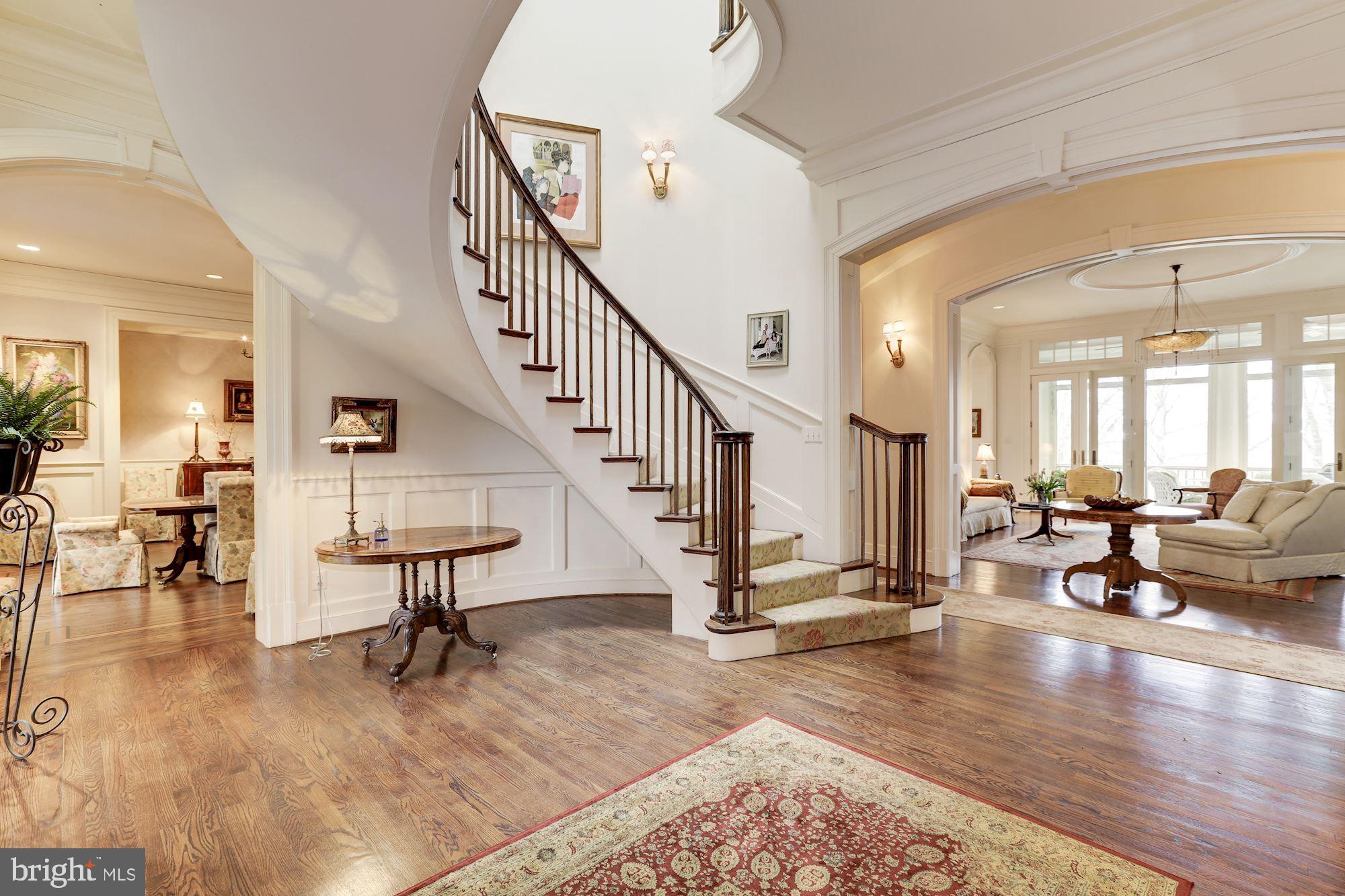 MERRY GO ROUND FARM - Residential