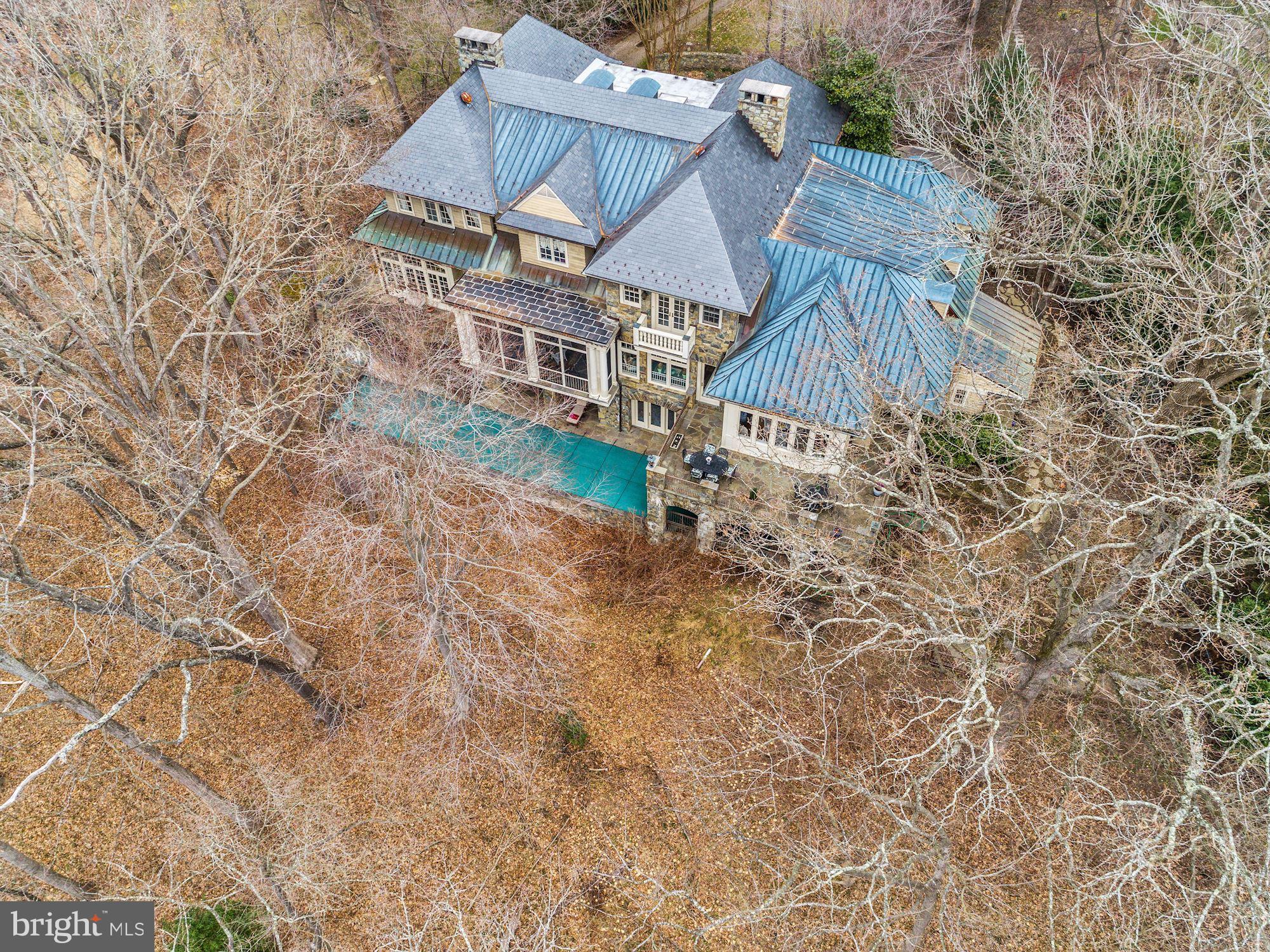 MERRY GO ROUND FARM - Residential