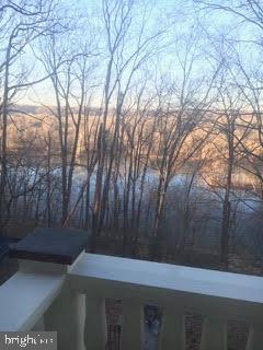 MERRY GO ROUND FARM - Residential