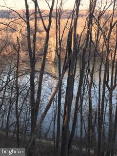 MERRY GO ROUND FARM - Residential