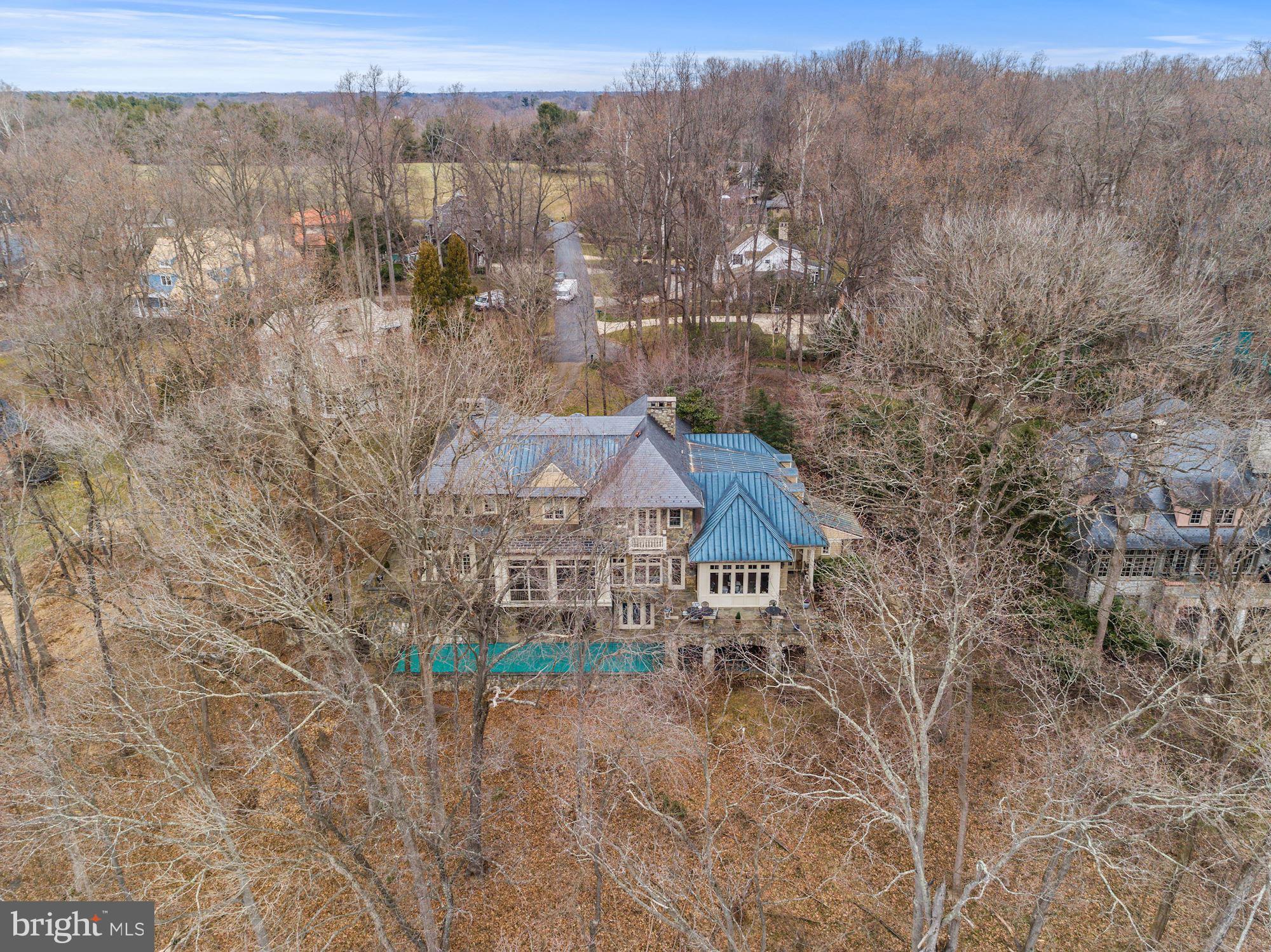 MERRY GO ROUND FARM - Residential