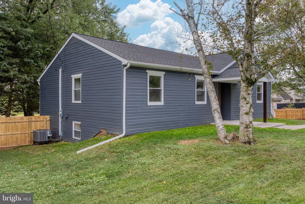 Photo of 229 Cider Press Road, MANHEIM, PA 17545 (MLS # PALA2076950)