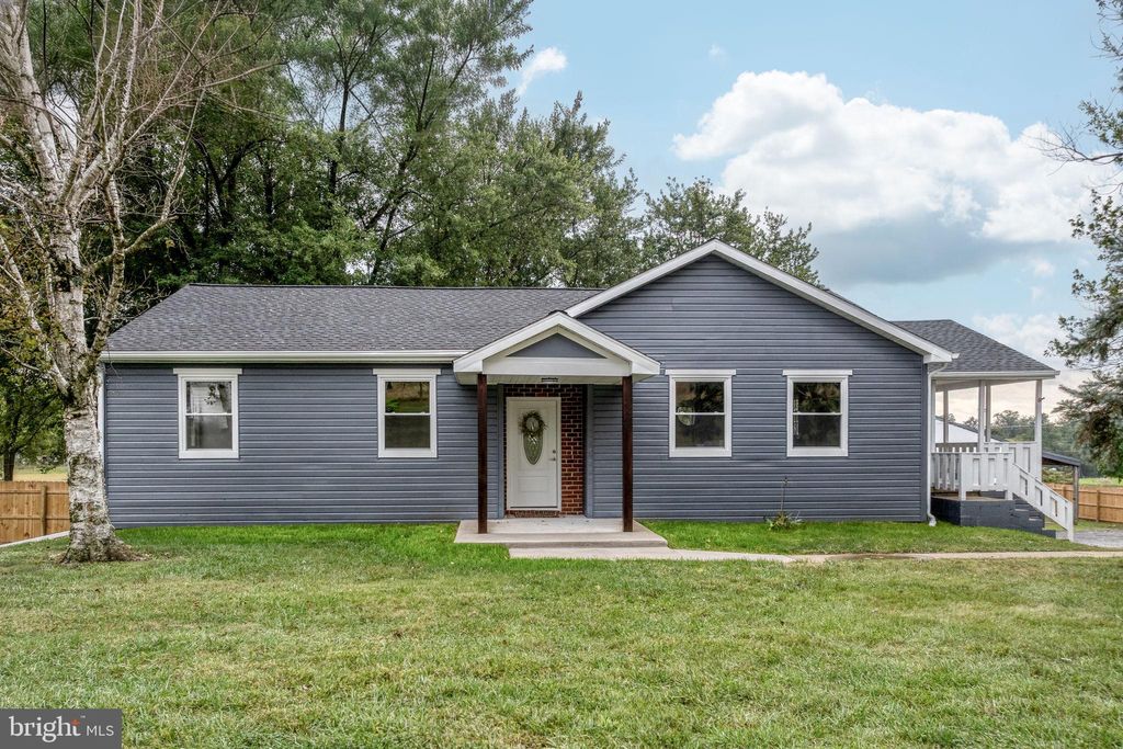 Photo of 229 Cider Press Road, MANHEIM, PA 17545 (MLS # PALA2076950)