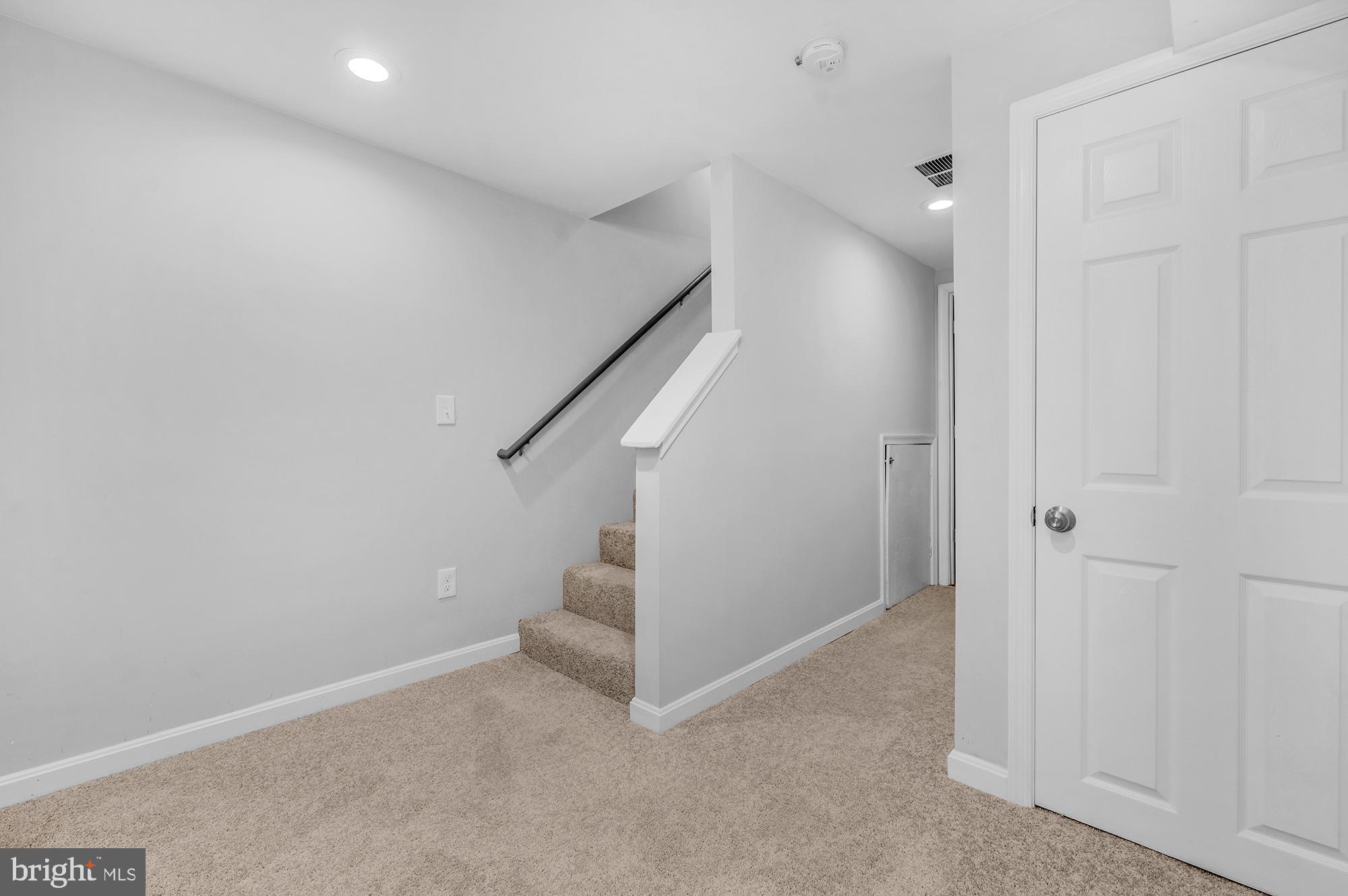 WASHINGTON VILLAGE - Residential