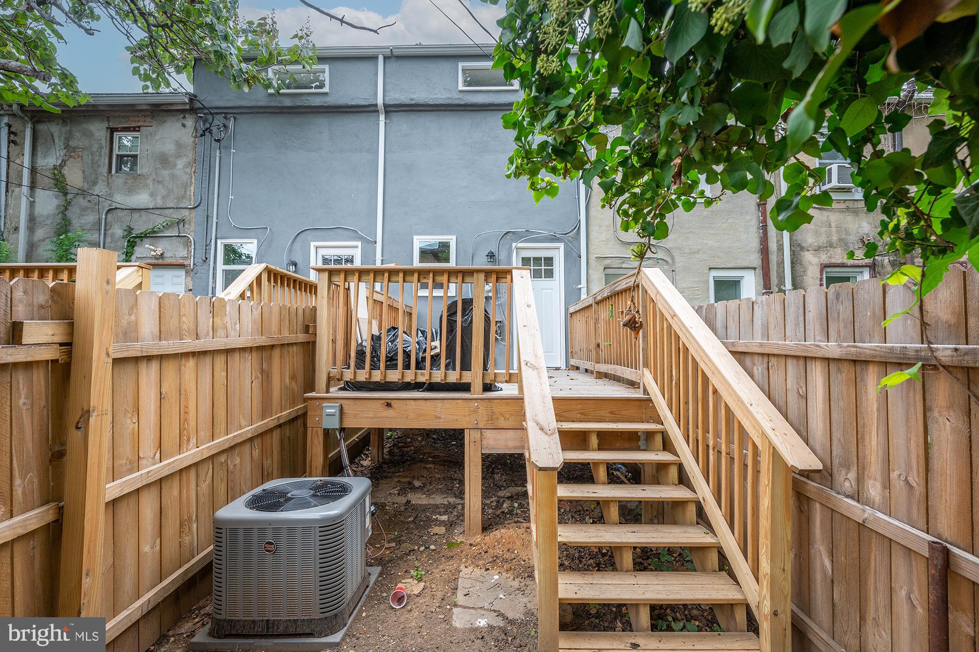 WASHINGTON VILLAGE - Residential