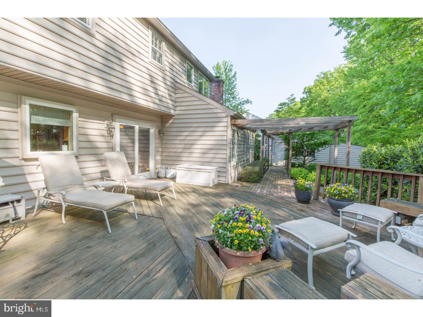 WYNNEWOOD - Residential
