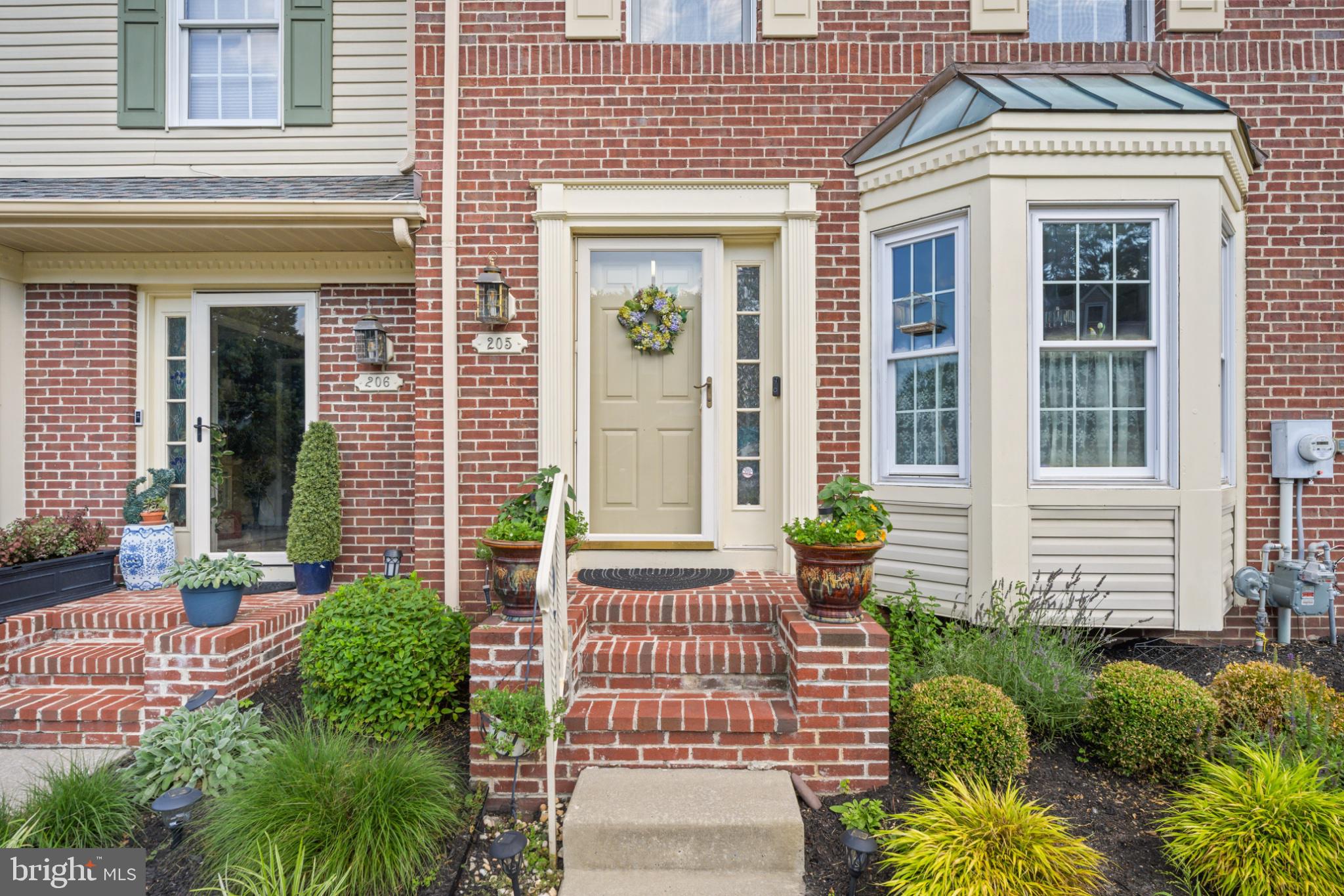 205 BERKSHIRE WAY