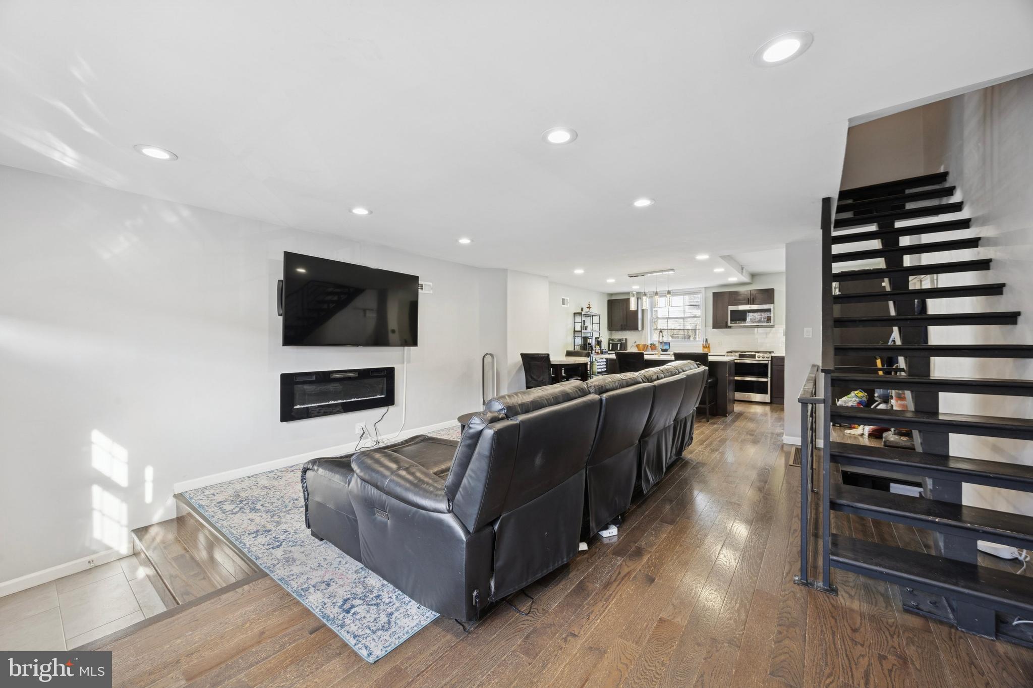 GRAYS FERRY - Residential