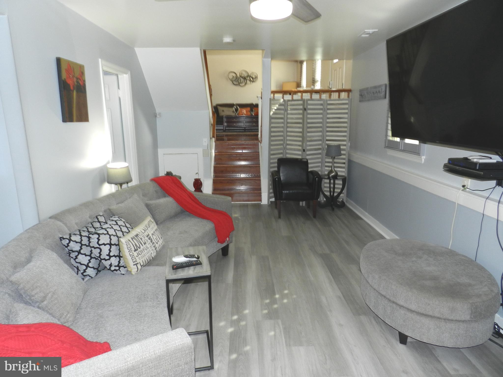 WHITE OAK VILLAGE SUB - Residential