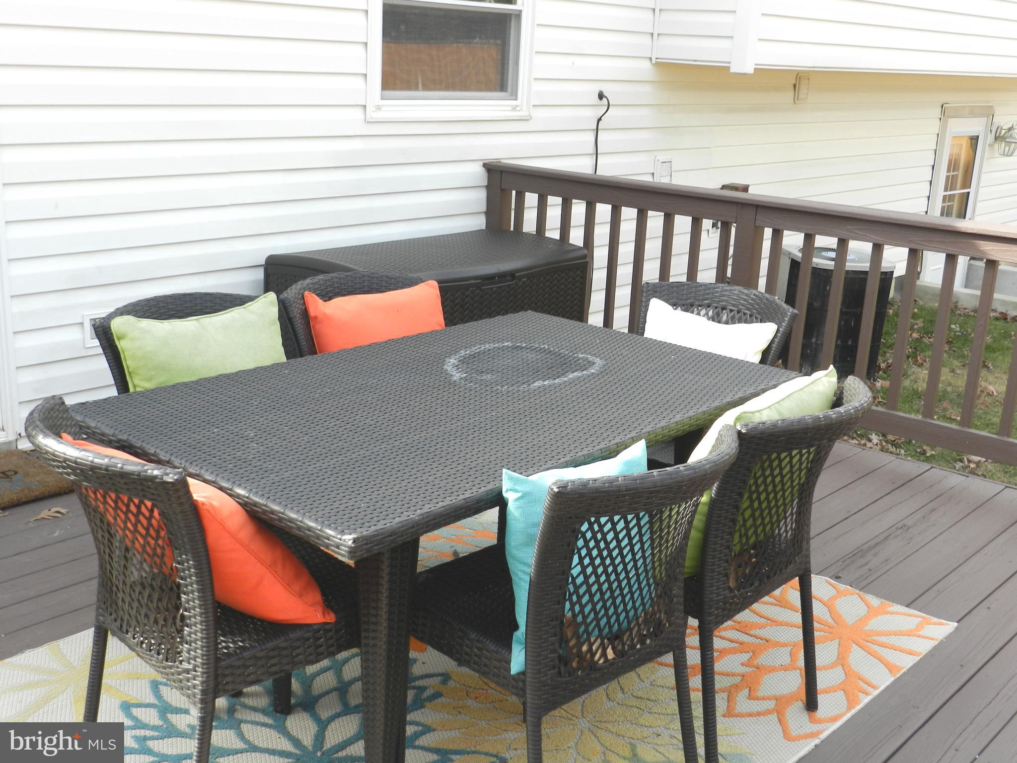 WHITE OAK VILLAGE SUB - Residential