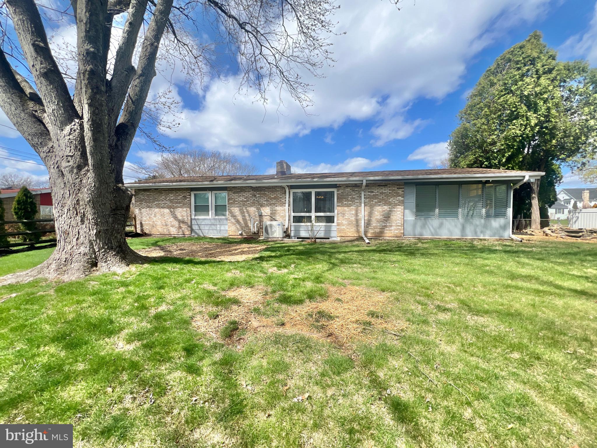 MEADOWBROOK - Residential Lease