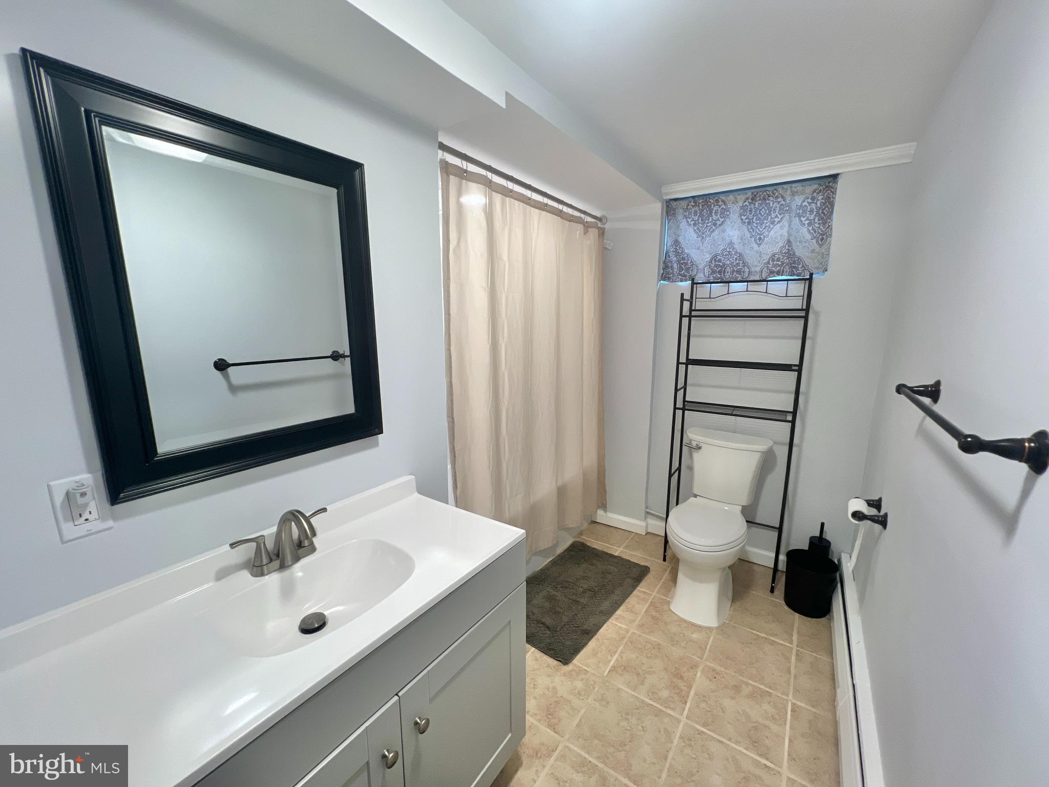 MEADOWBROOK - Residential Lease