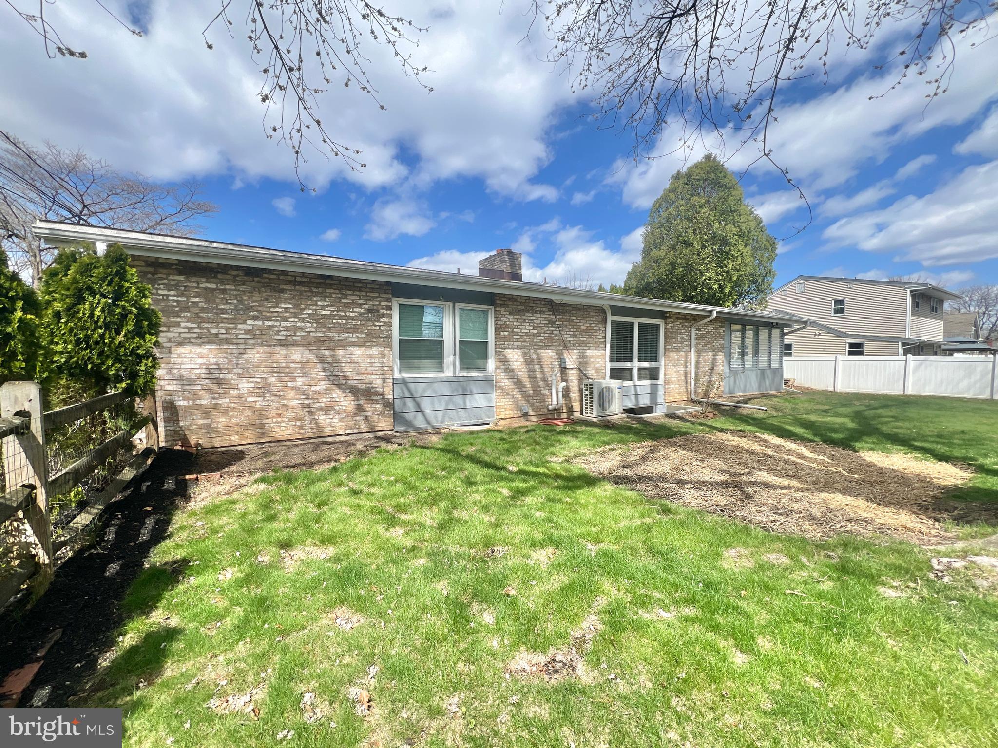 MEADOWBROOK - Residential Lease