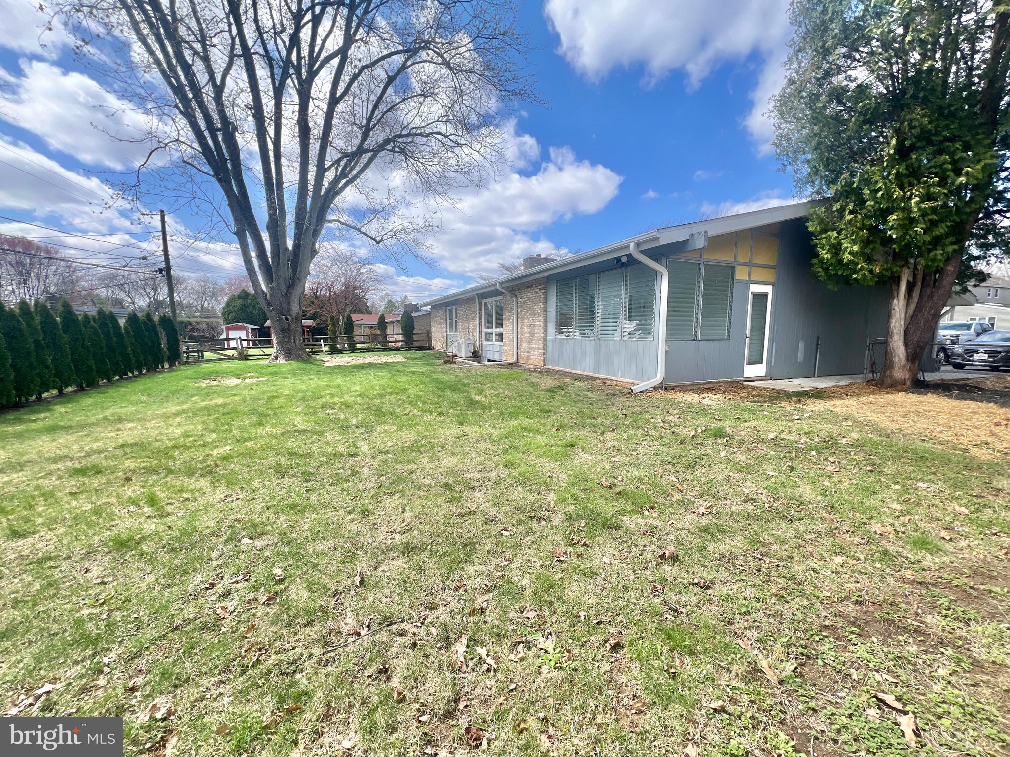 MEADOWBROOK - Residential Lease