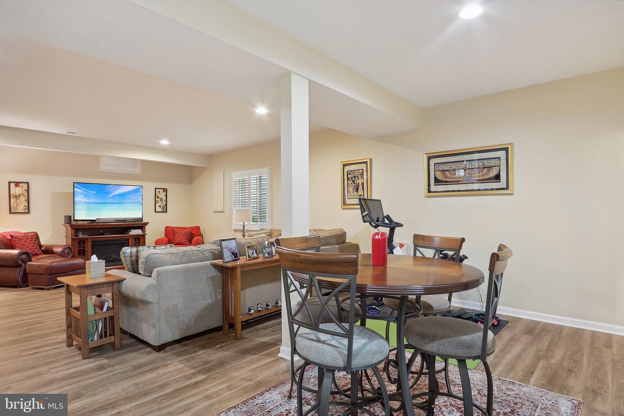 DOMINION VALLEY COUNTRY CLUB - Residential