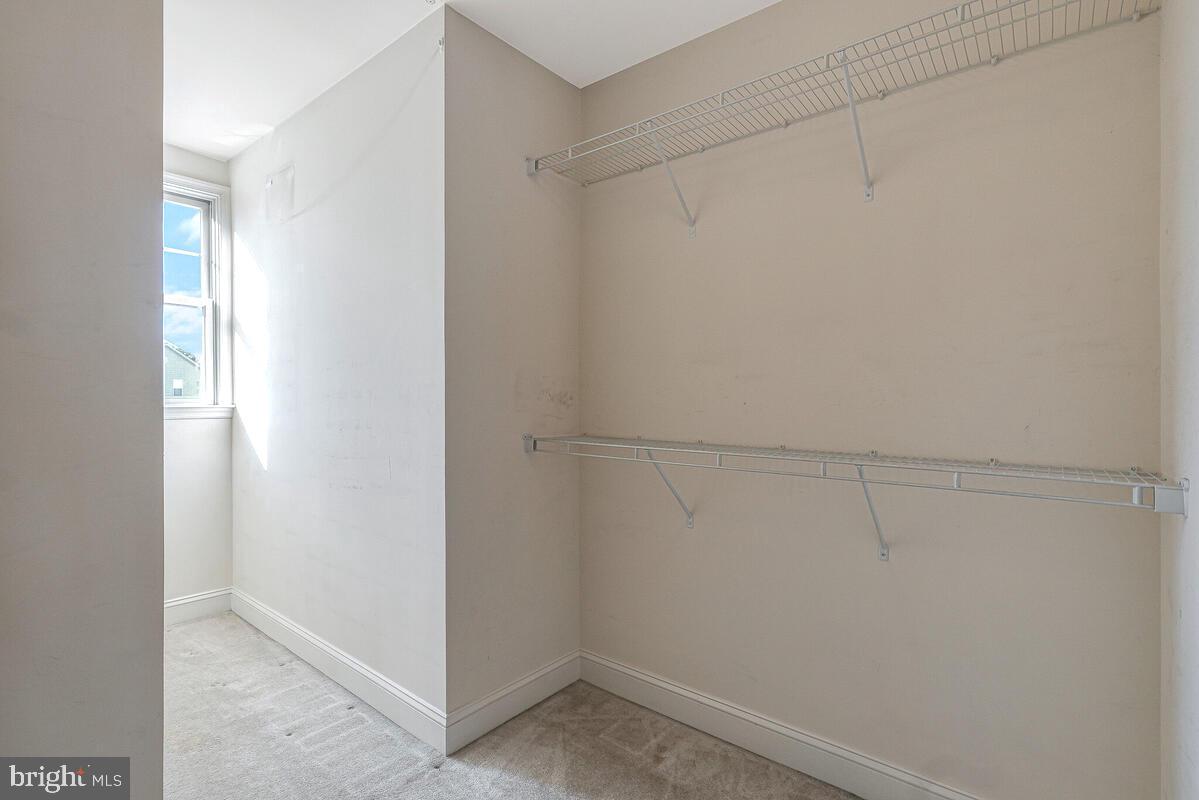 AUTUMN HILLS - Residential