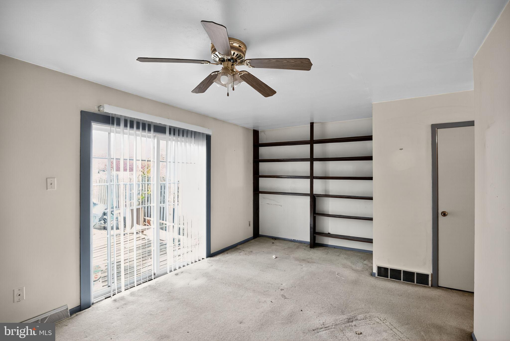 THE EAGLE - Residential