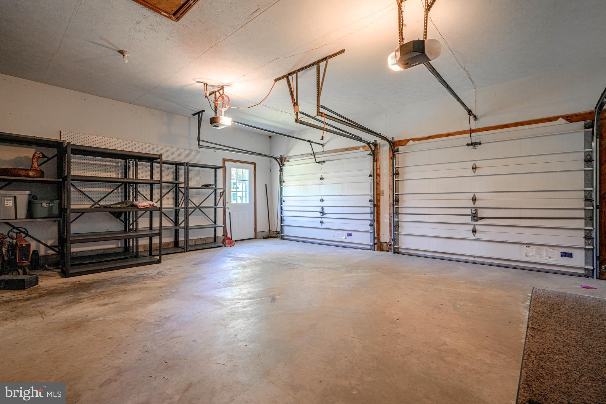 OLD FORT FARM ESTATES - Residential