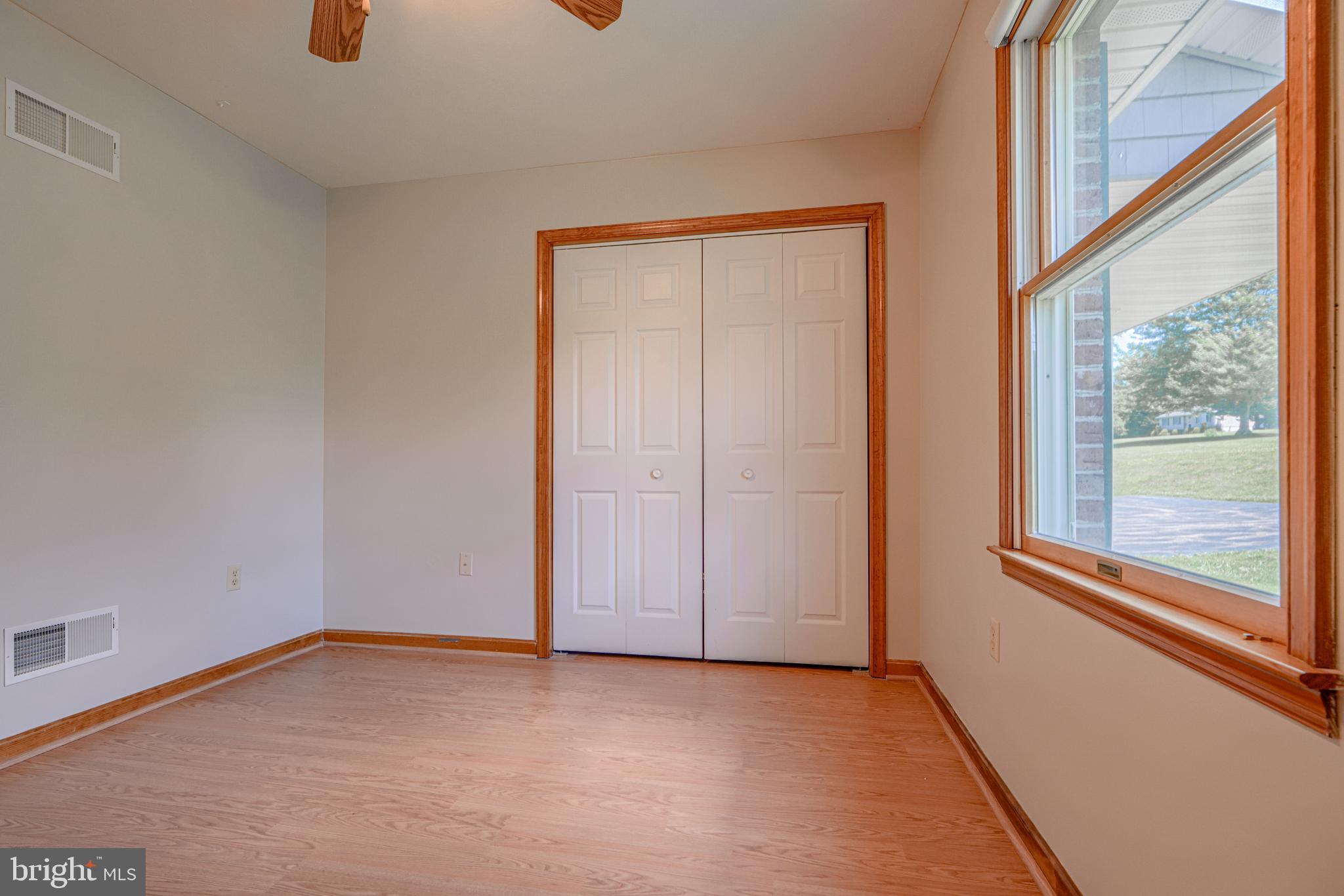 OLD FORT FARM ESTATES - Residential