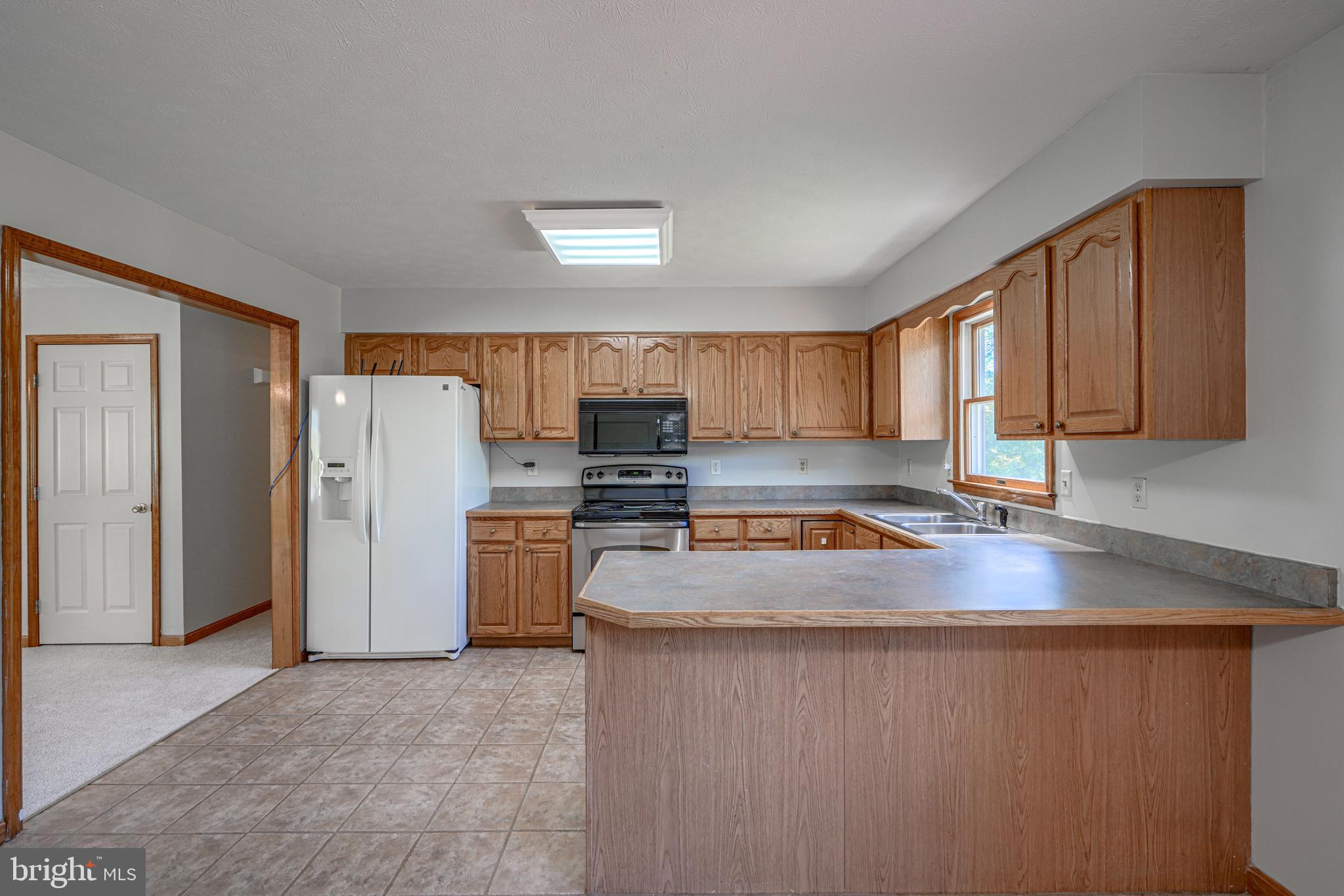 OLD FORT FARM ESTATES - Residential