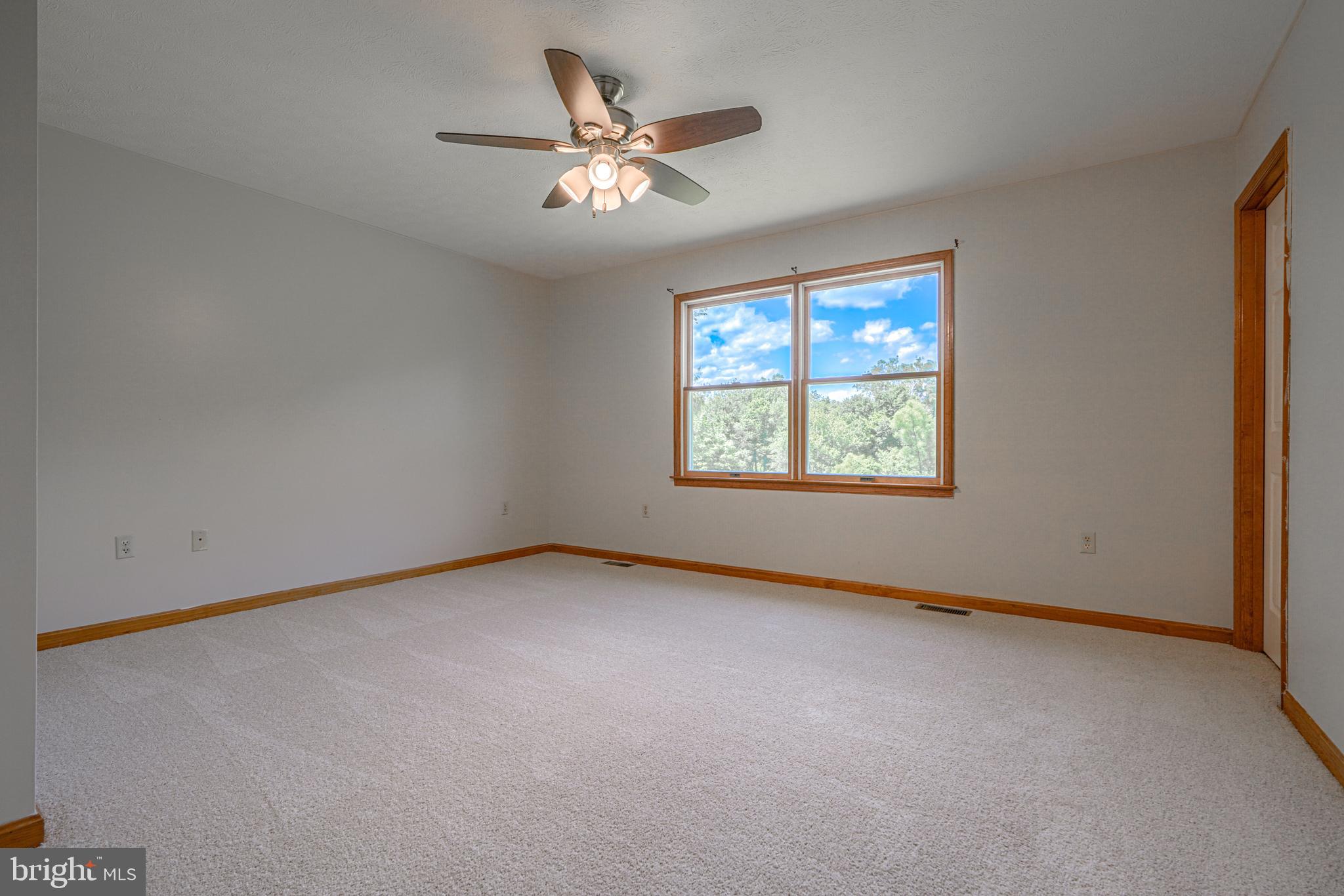 OLD FORT FARM ESTATES - Residential