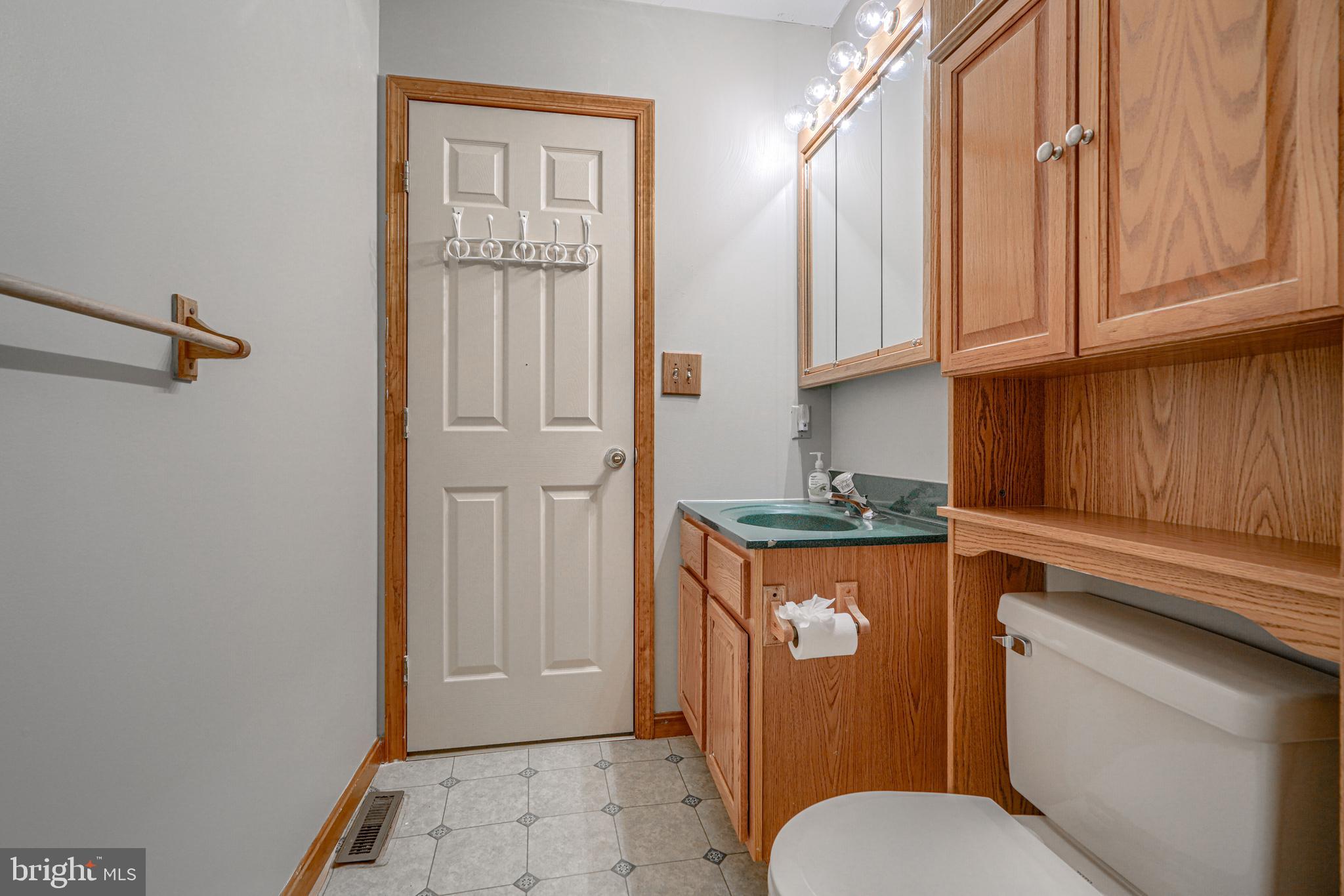 OLD FORT FARM ESTATES - Residential