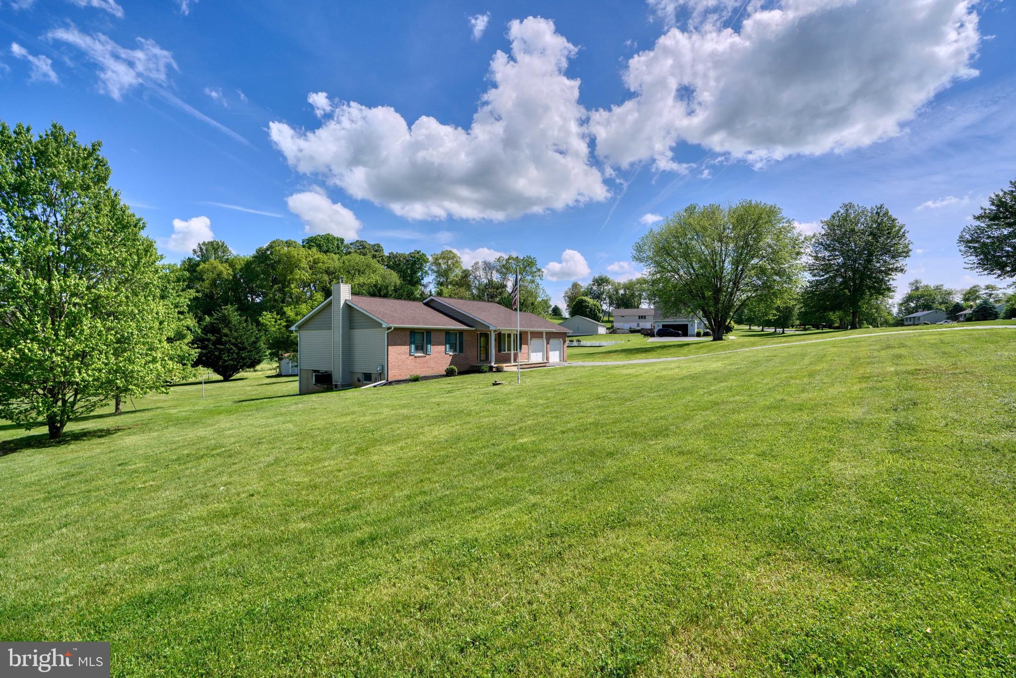 OLD FORT FARM ESTATES - Residential