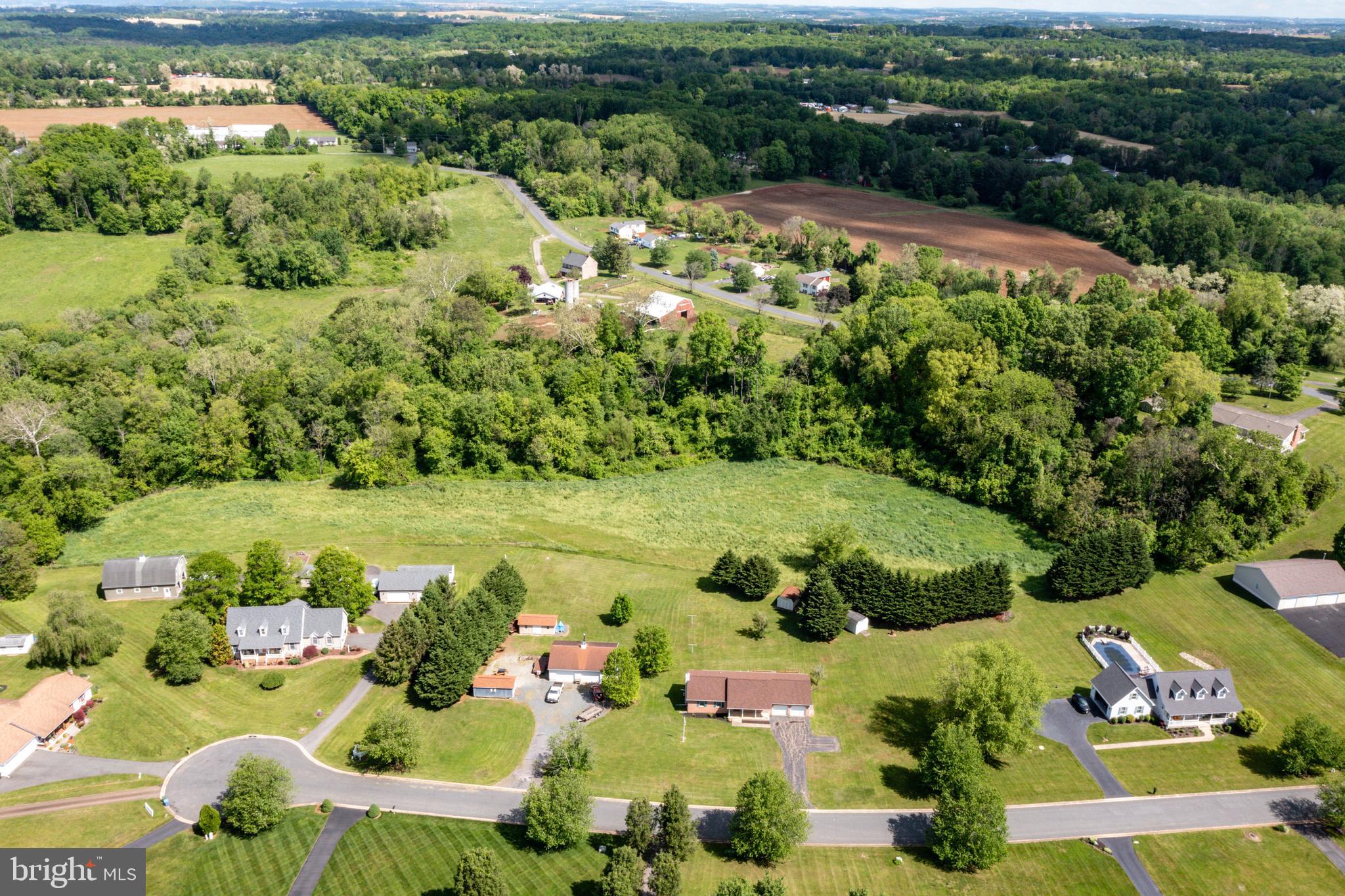 OLD FORT FARM ESTATES - Residential