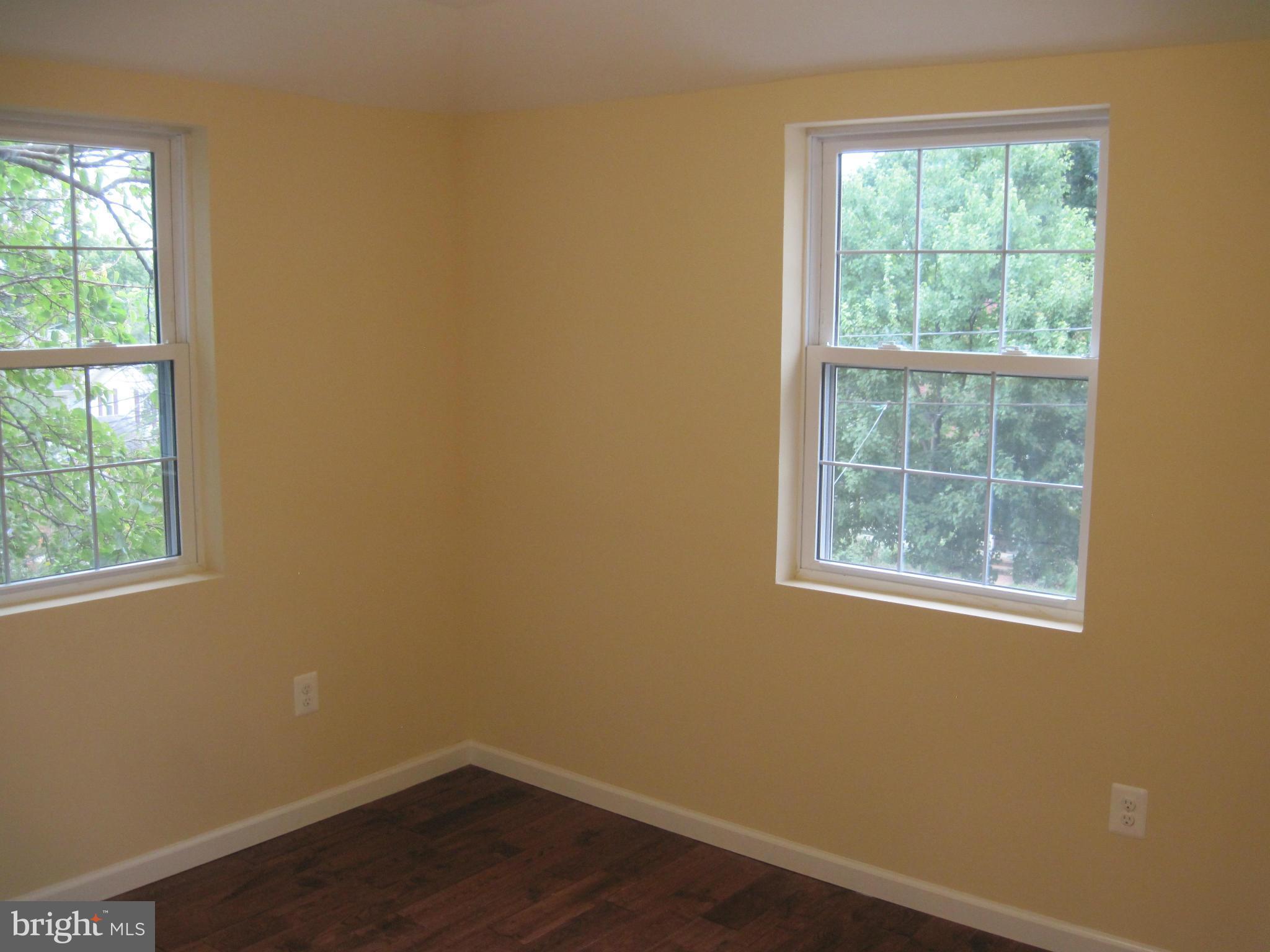 GROVES - Residential