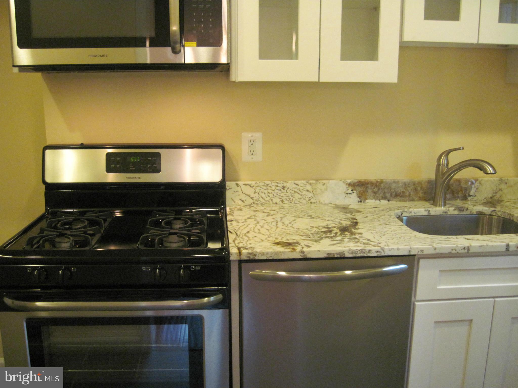 GROVES - Residential