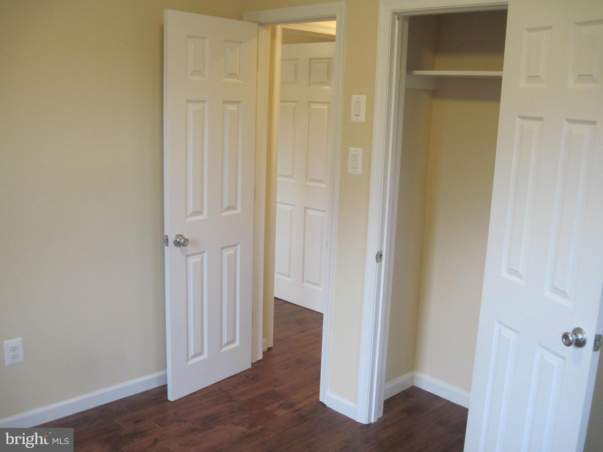 GROVES - Residential