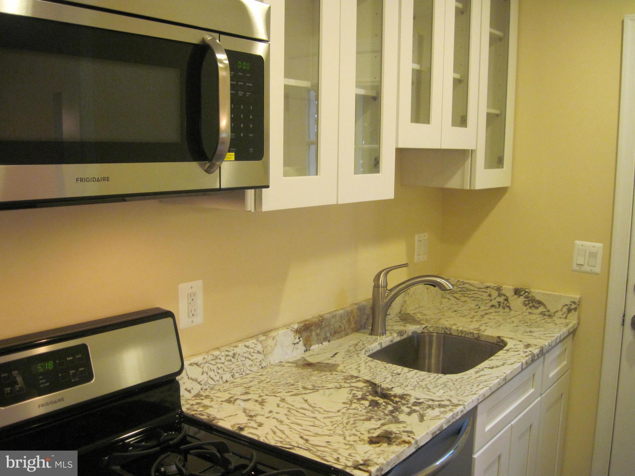 GROVES - Residential