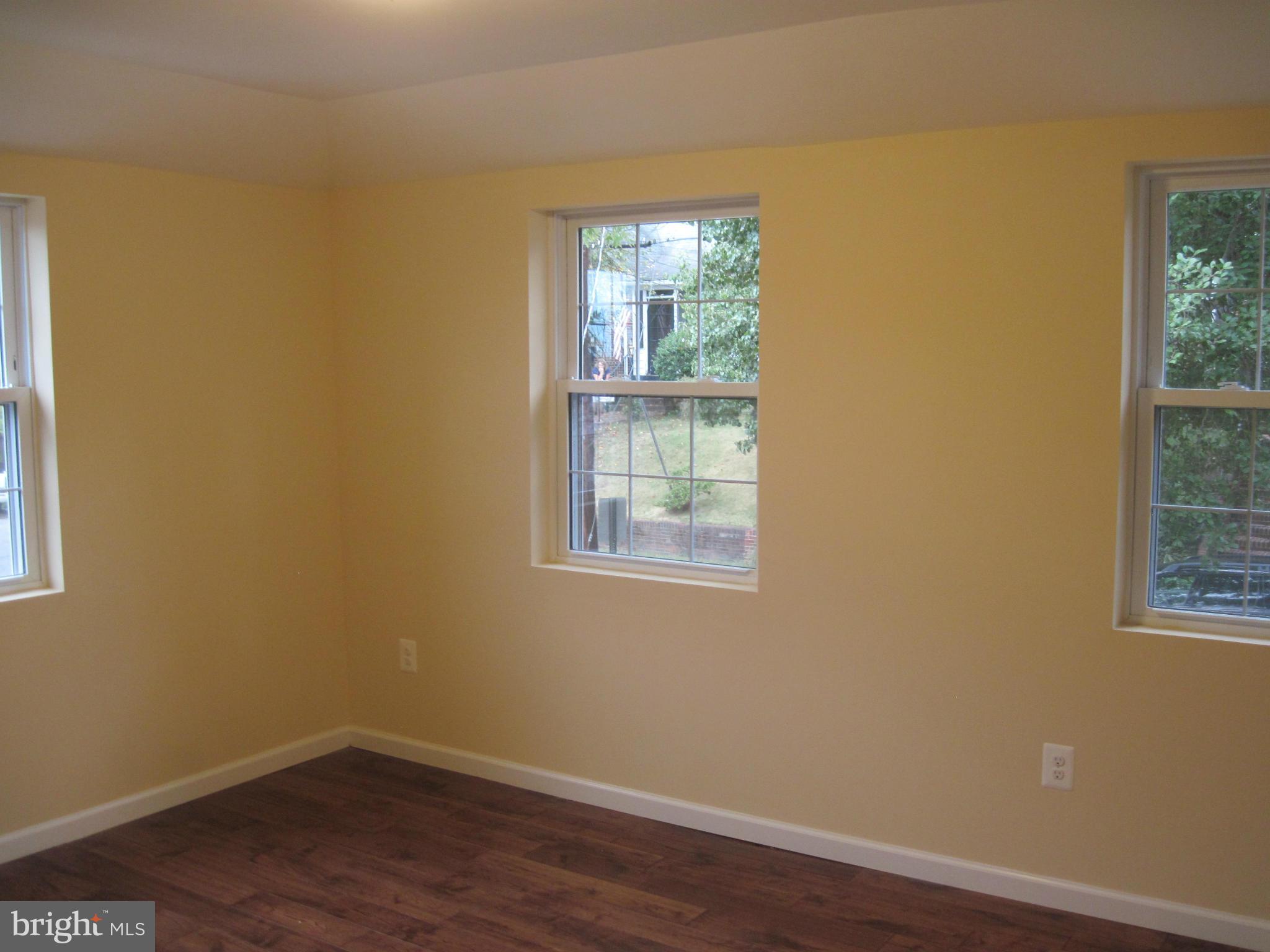 GROVES - Residential