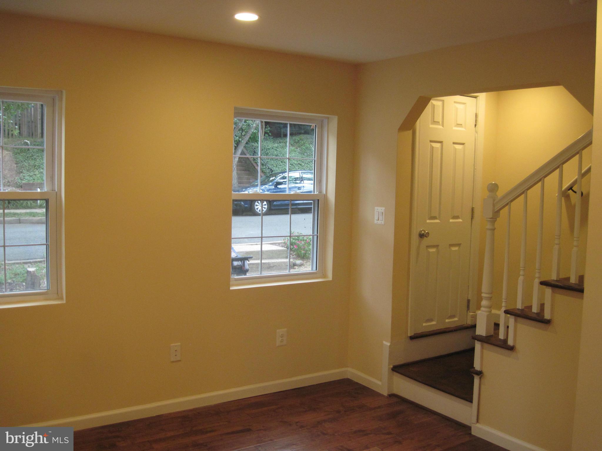 GROVES - Residential