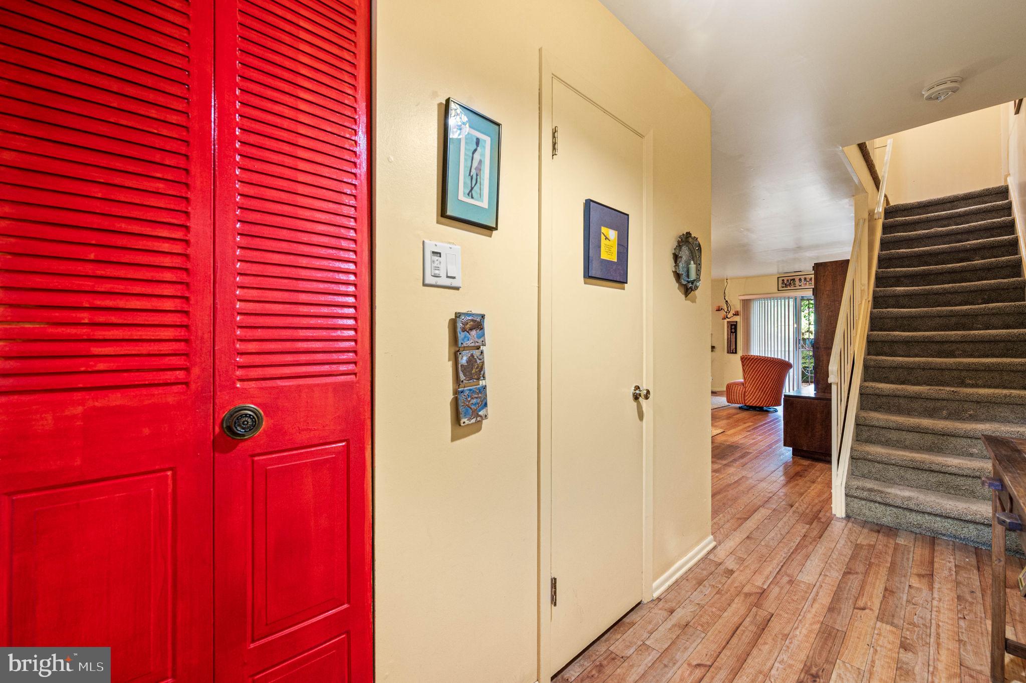 421 W SCHOOL HOUSE LANE 28