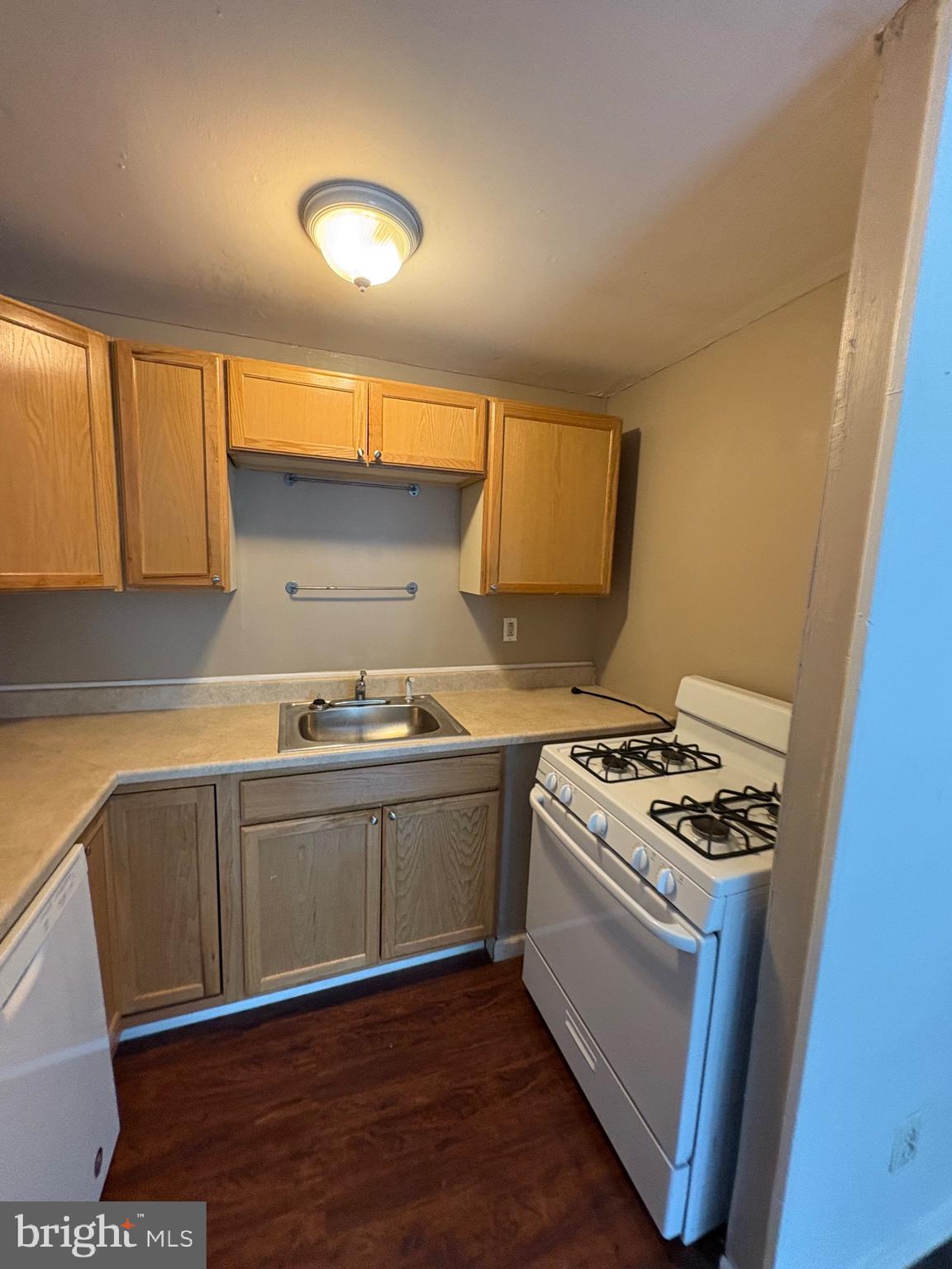 MANAYUNK - Residential Lease