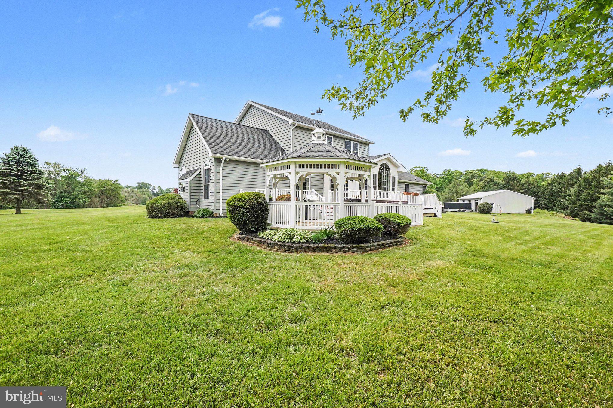 FAWN GROVE - Residential
