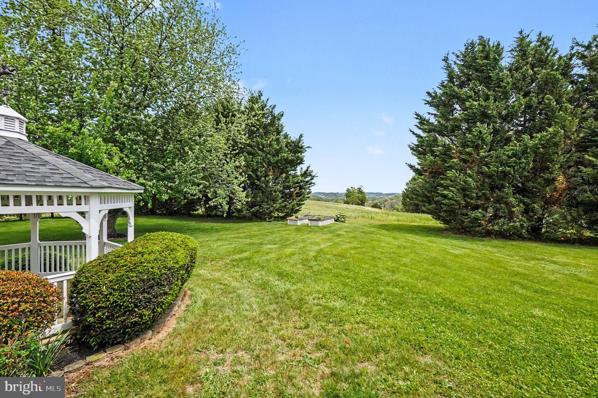 FAWN GROVE - Residential