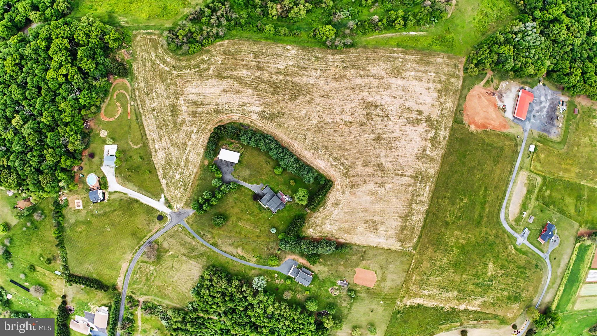 FAWN GROVE - Residential