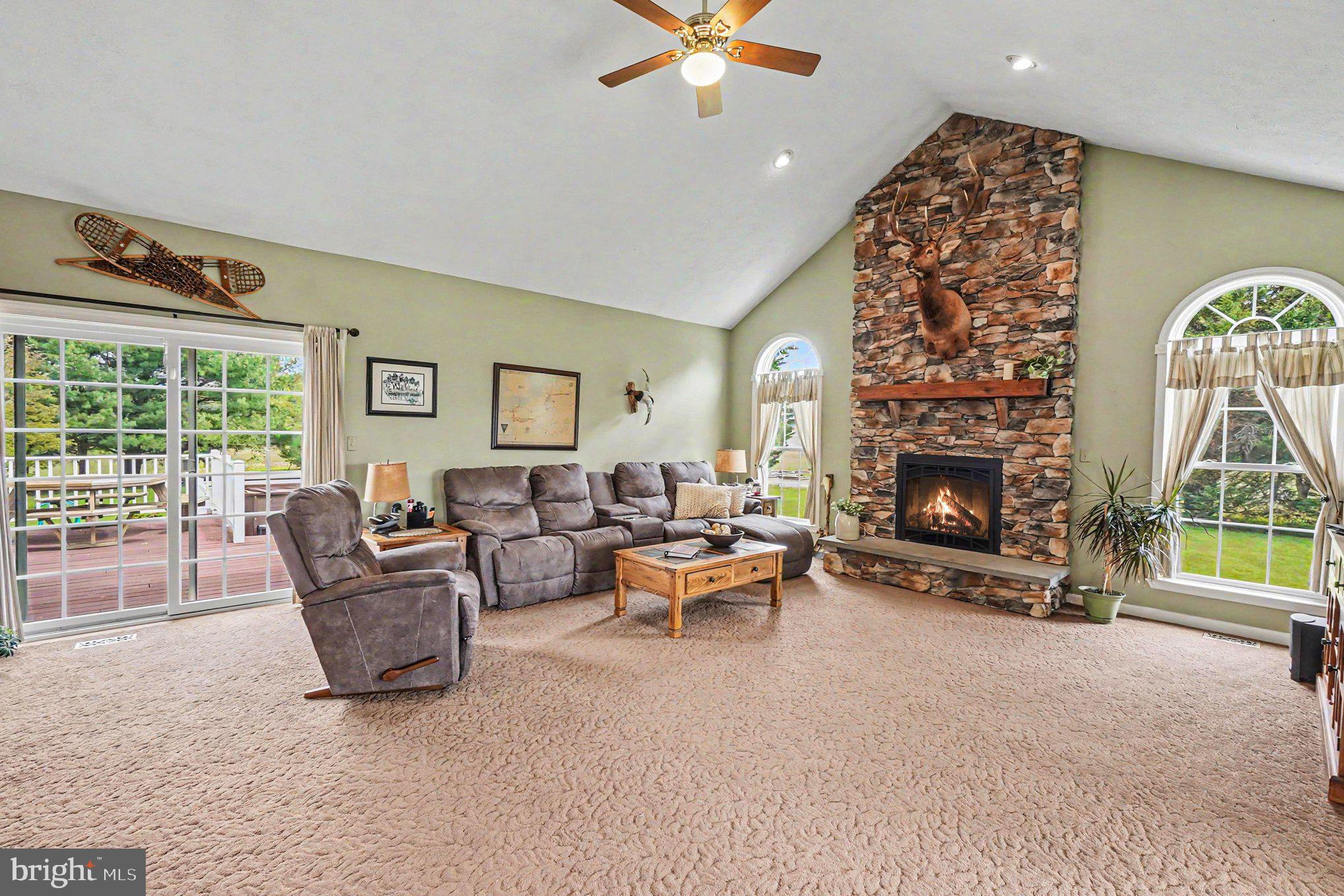 FAWN GROVE - Residential