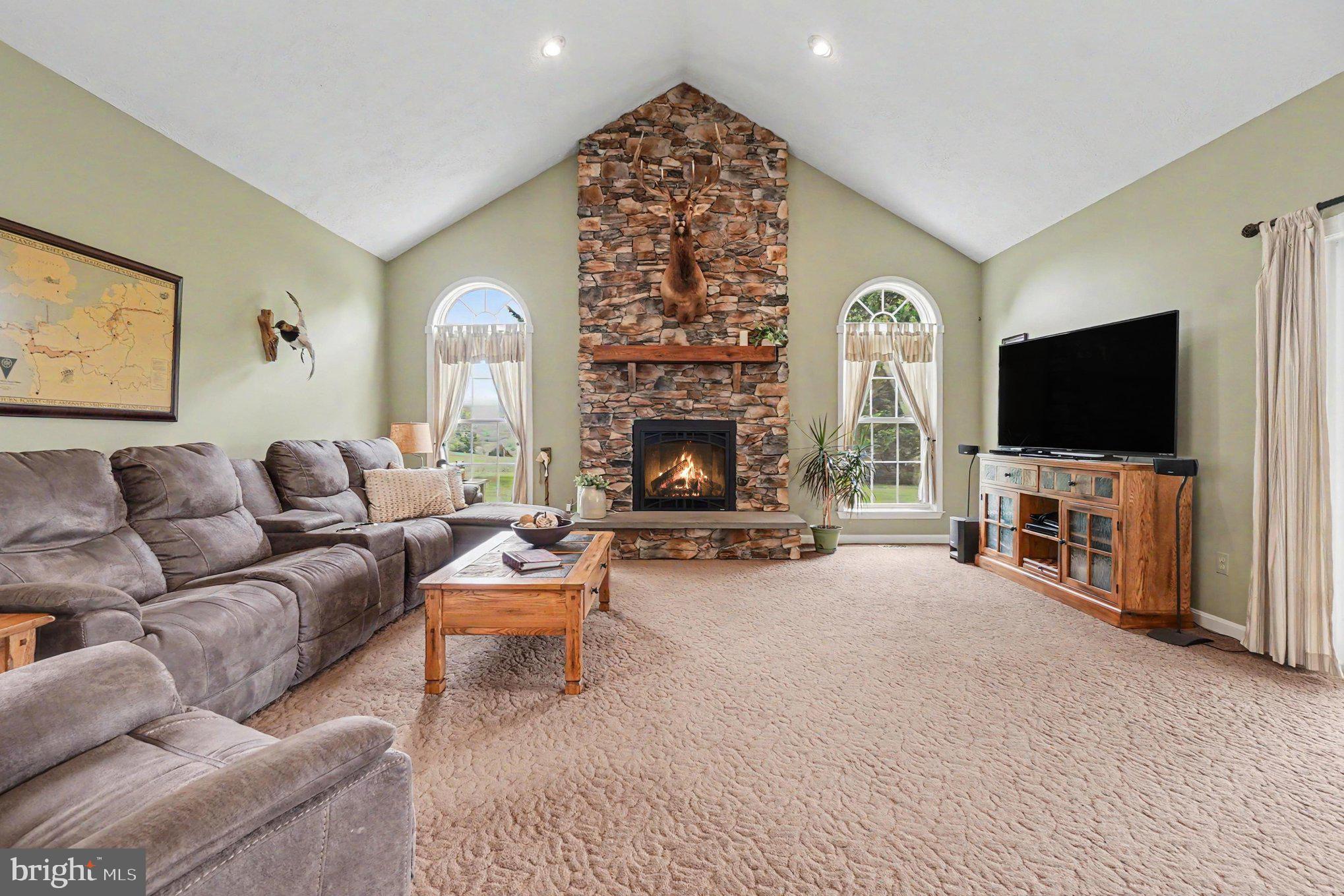 FAWN GROVE - Residential
